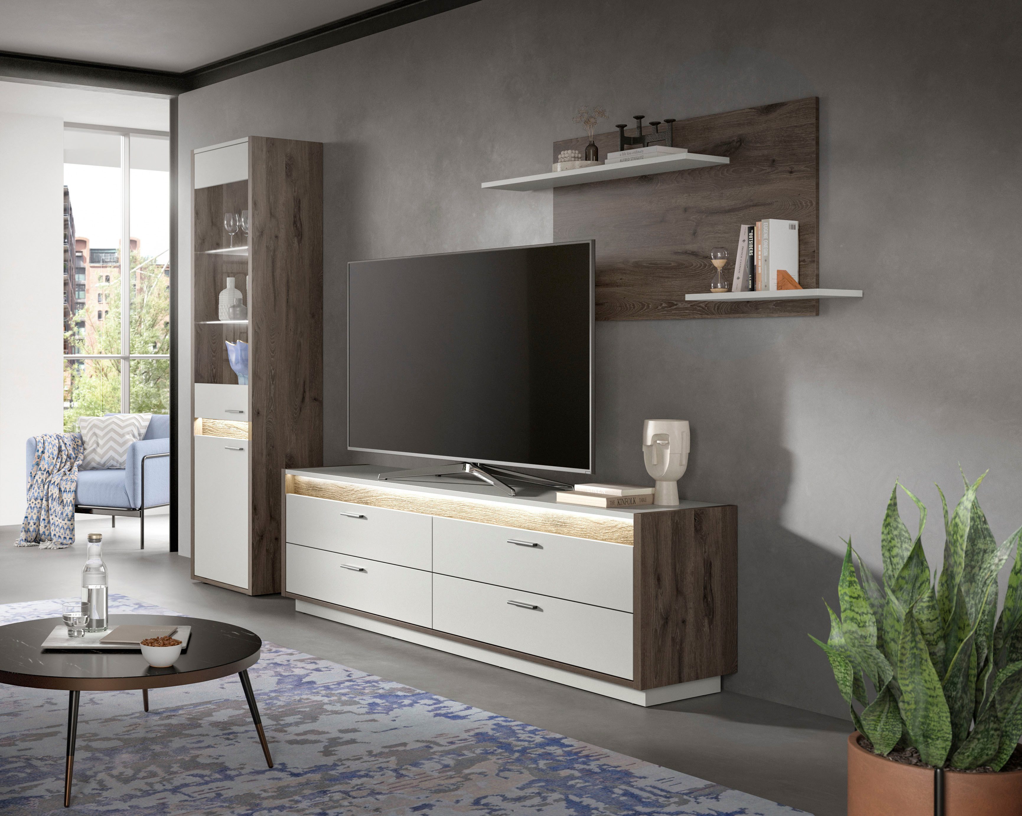 INOSIGN Vitrinekast Treviso, Hoogte 198 cm, incl. Frontverlichting, 2 deuren, 2 Glasplanken