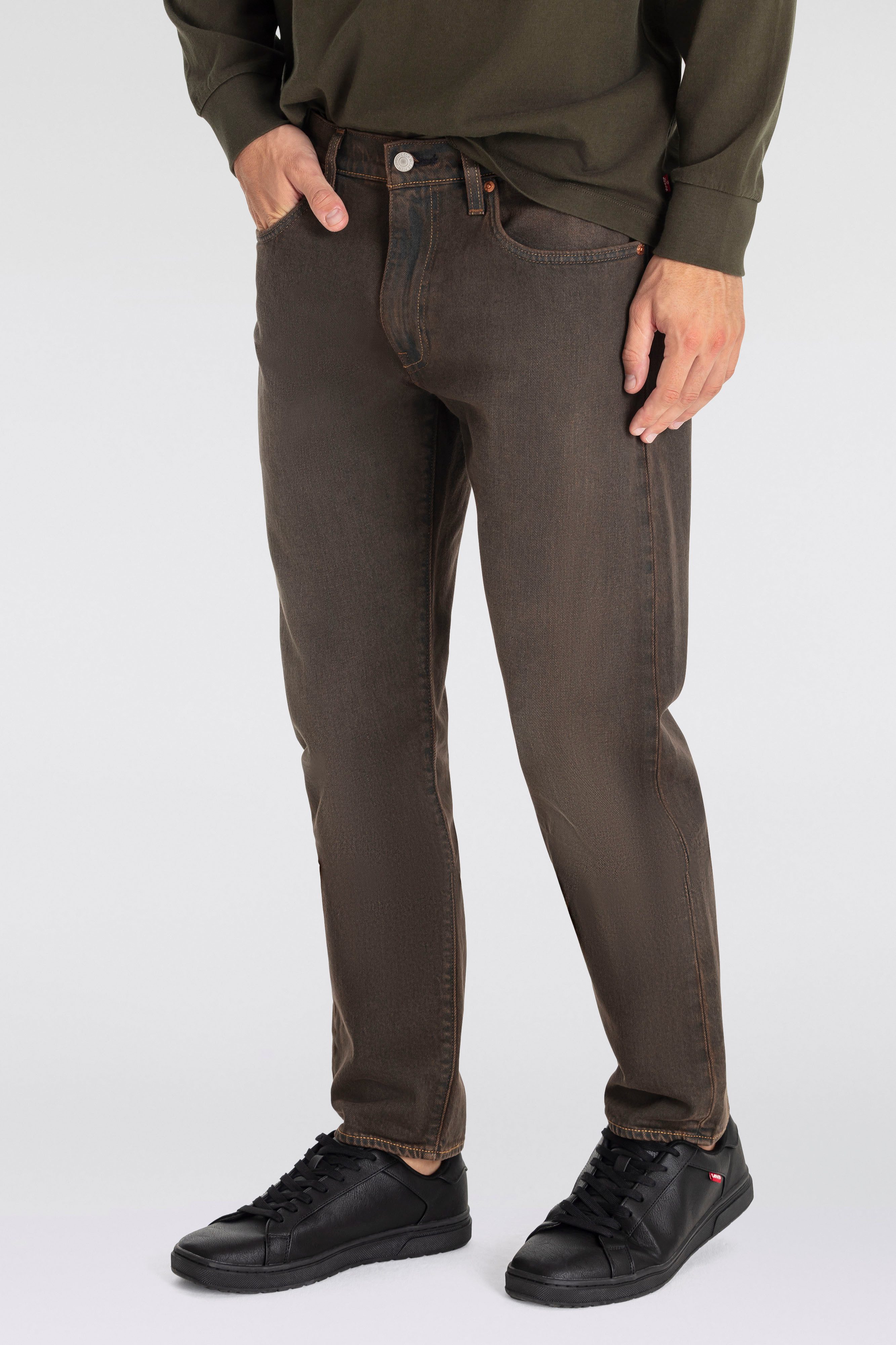 Levi's Tapered jeans 502 TAPER in een elegante, moderne stijl