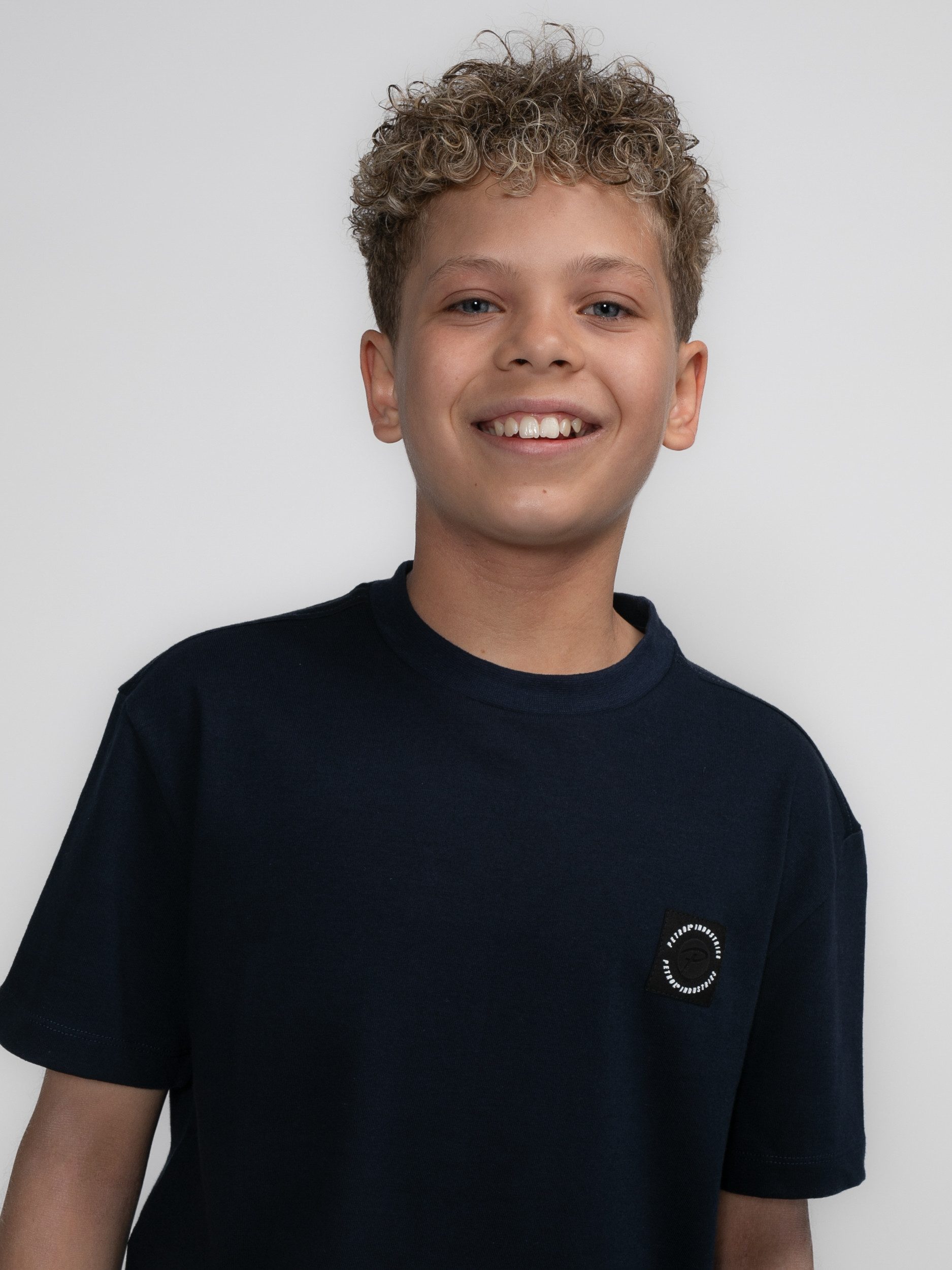 Petrol Industries T-shirt met reliëf op de borst