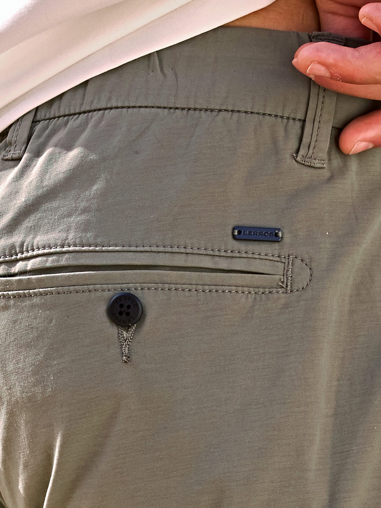 Lerros Bermuda LERROS chino bermuda, ultralicht en sneldrogend