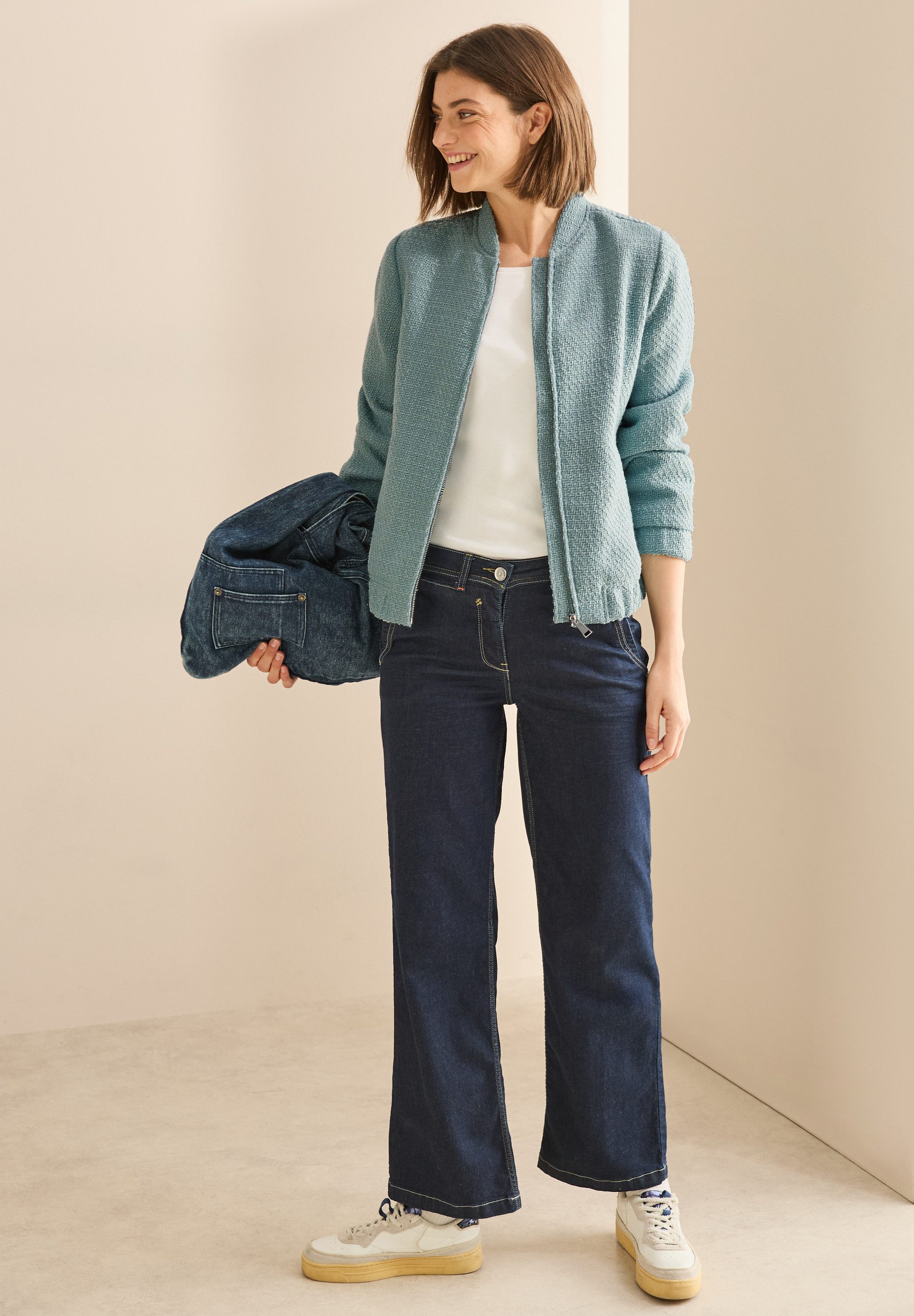 Cecil Blouson in bouclé-look