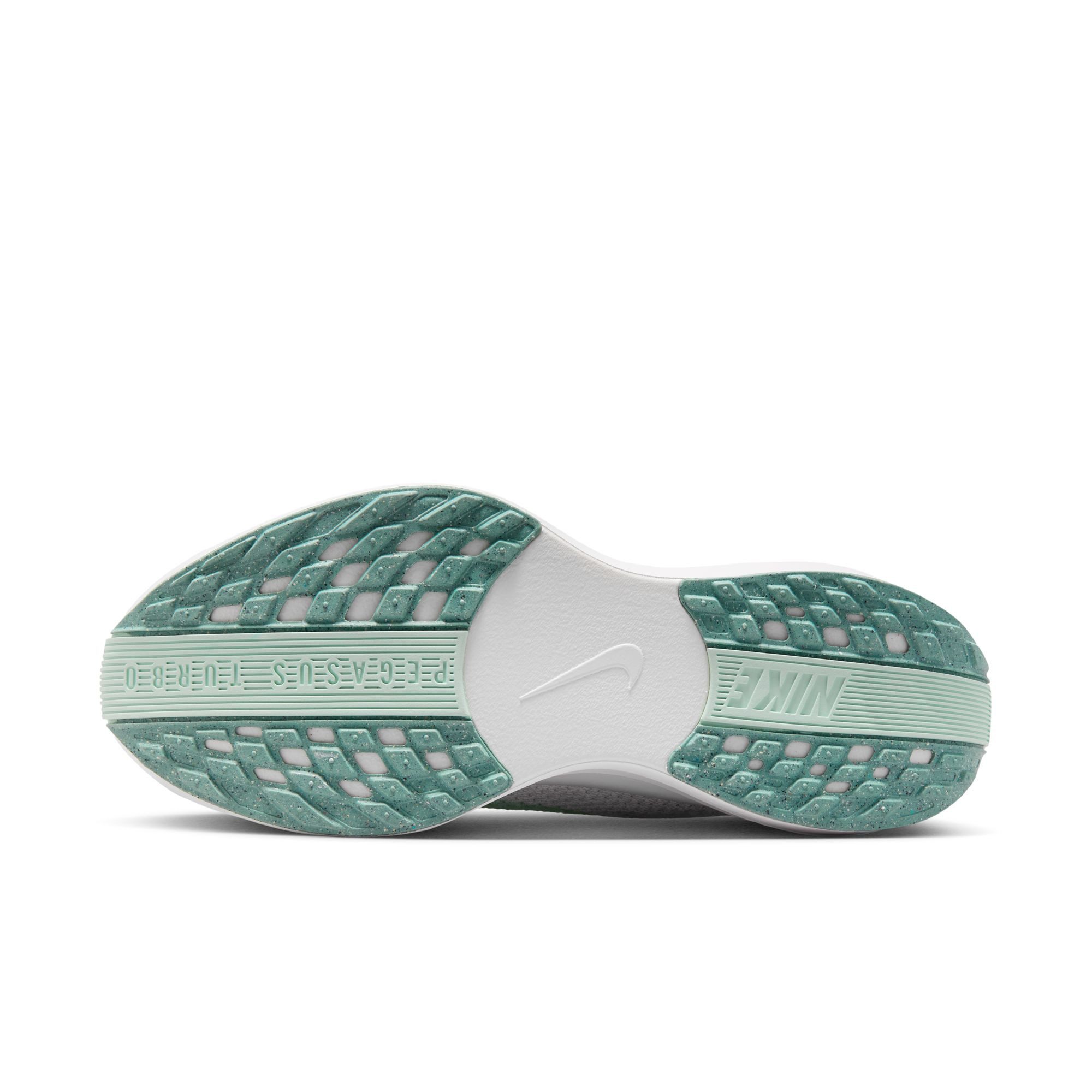 Nike Runningschoenen W PEGASUS PLUS