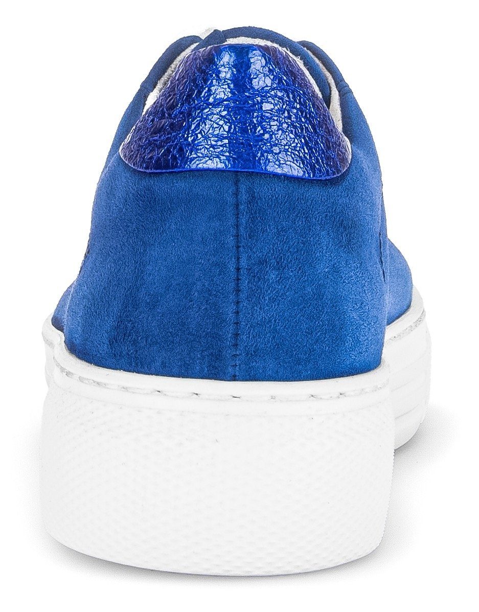 Gabor Plateausneakers Florence , vrijetijdsschoen, lage schoen, veterschoen met subtiele decoratieve stiksels