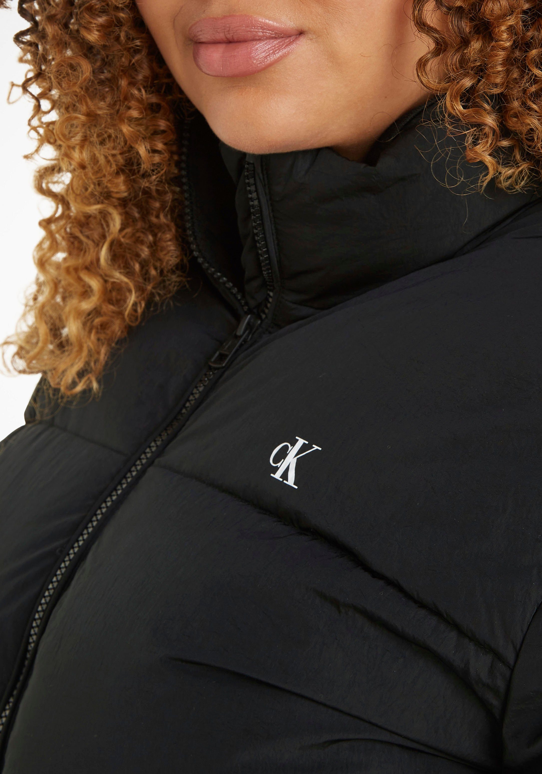 Calvin Klein Jeans Plus Gewatteerde jas PLUS LOGO HEM SHORT PUFFER met elastische calvin klein jeans band