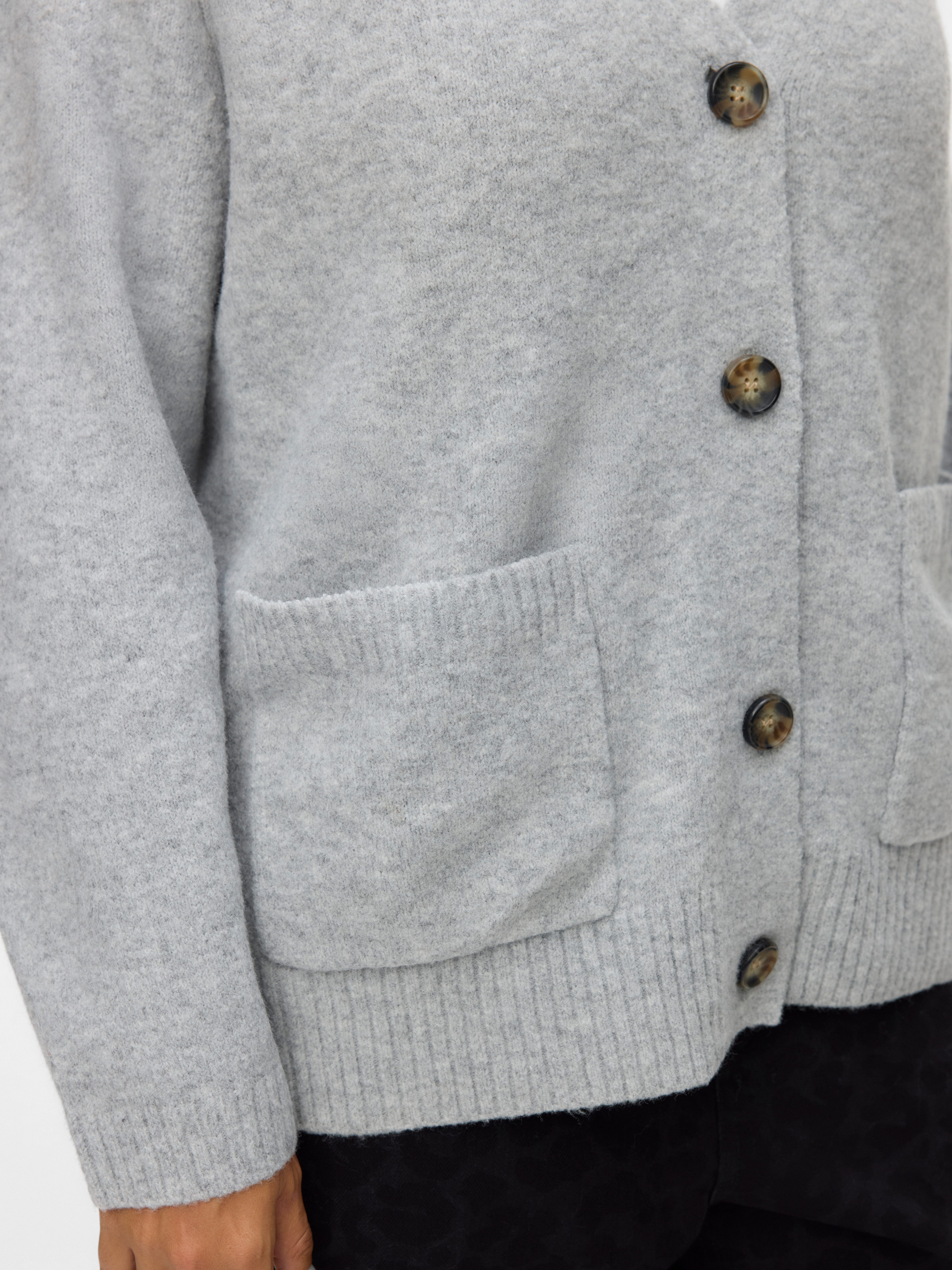Vero Moda Curve Vest VMCBOOM LS V-NECK BUTTON CARDI NOOS CUR