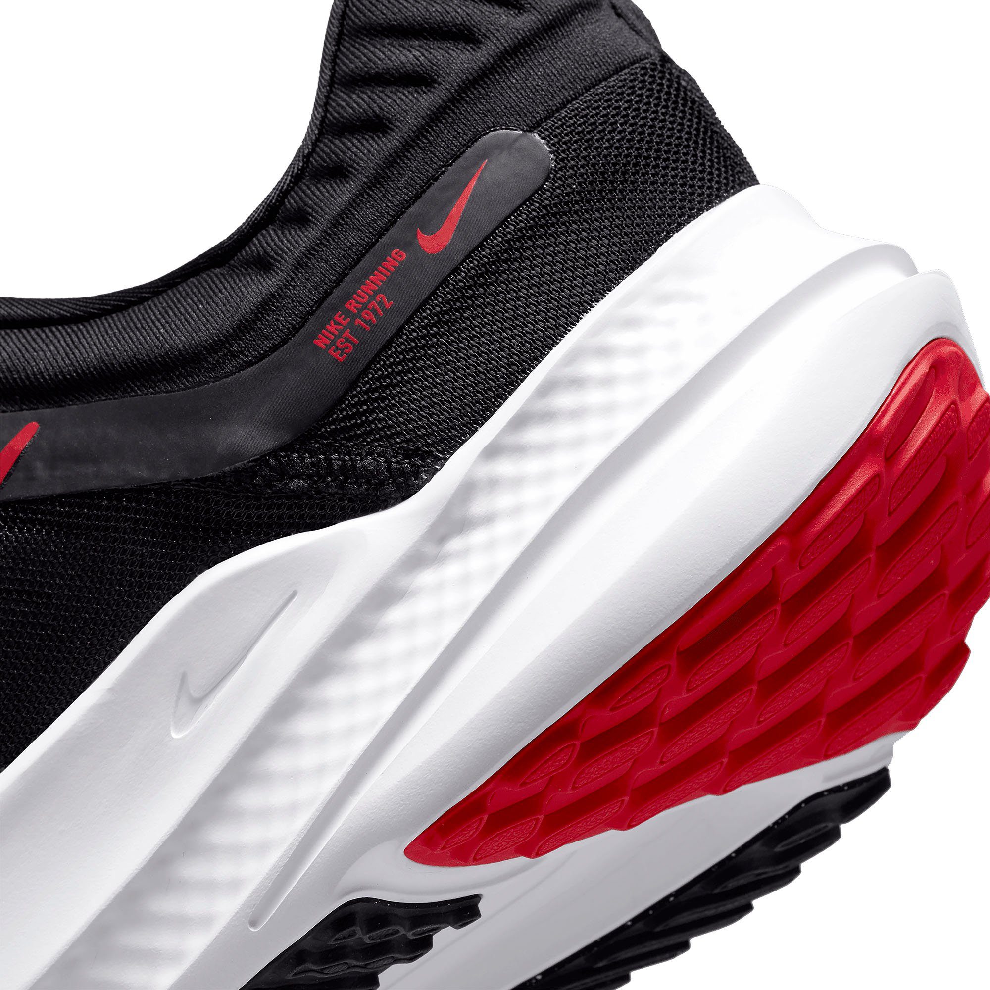 Nike Runningschoenen QUEST 5