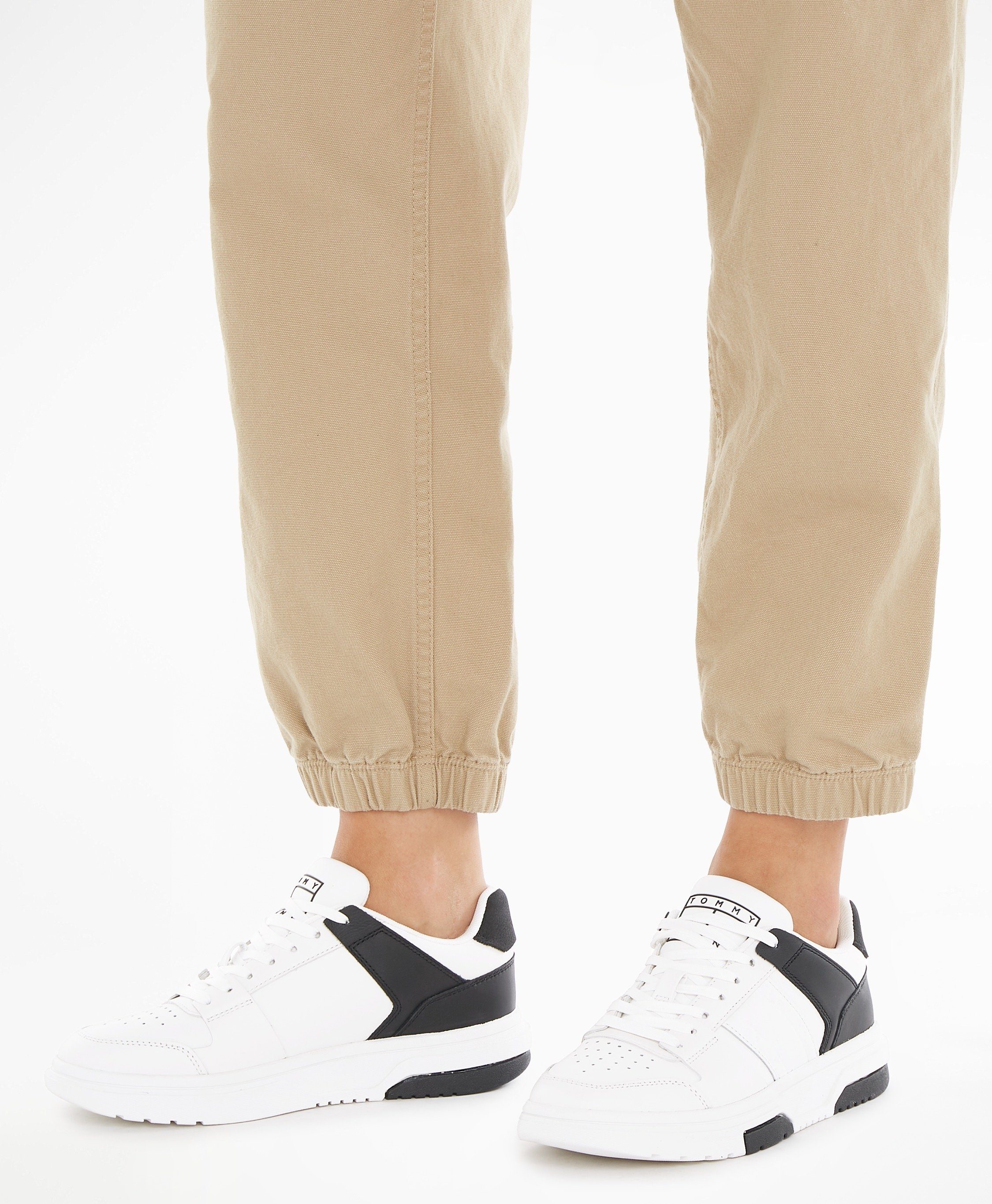 TOMMY JEANS Plateausneakers THE BROOKLYN LEATHER in casual street-look, vrijetijdsschoen, lage schoen, veterschoen