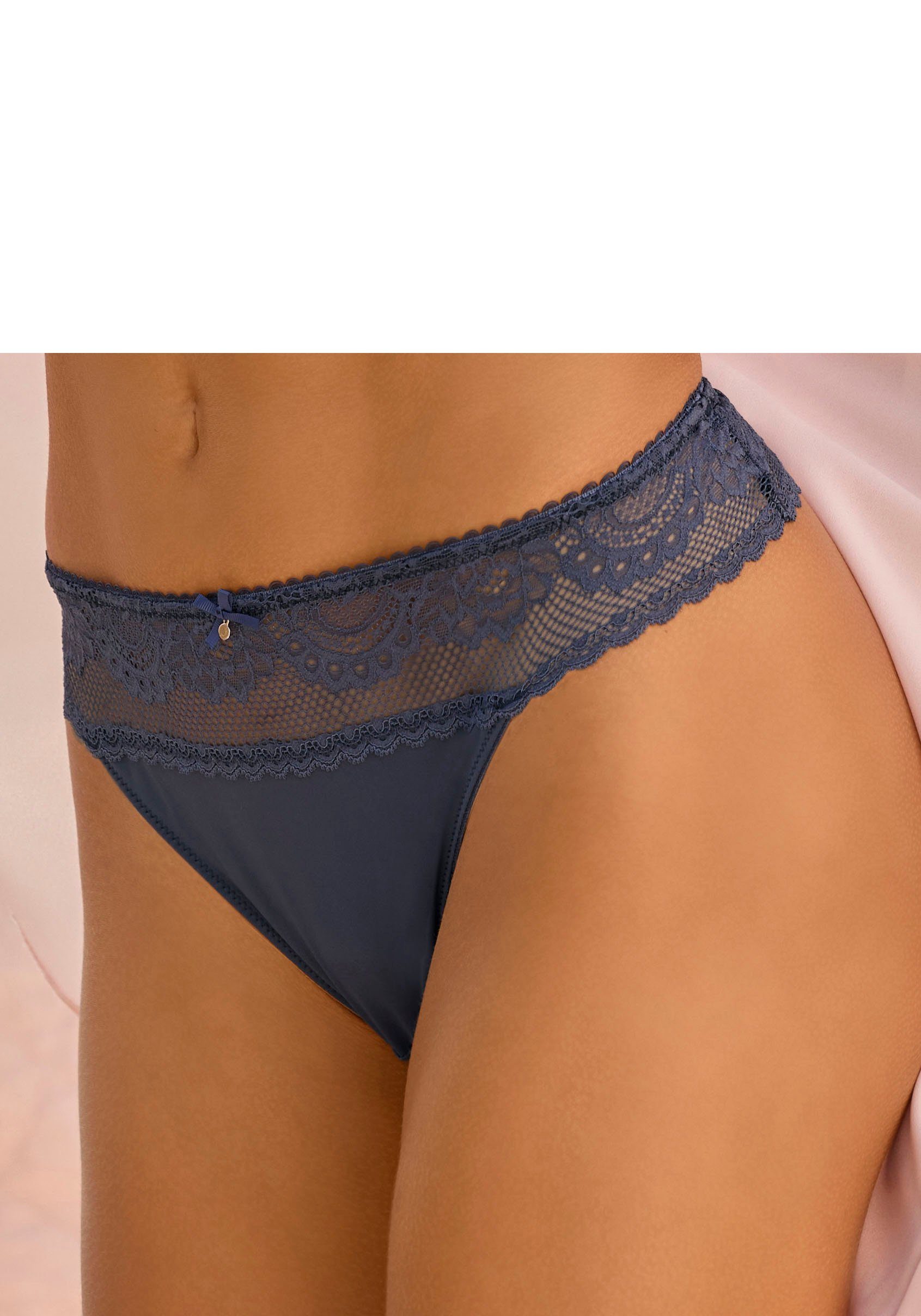 Lascana High-waist-string met brede band van bloemige kant