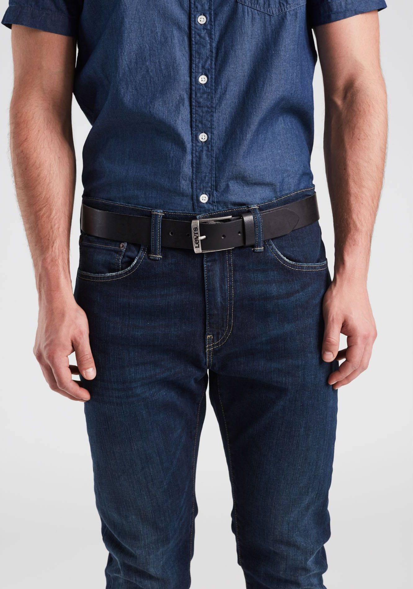 Levi's® Leren riem NEW DUNCAN met een gestempeld logo op de gesp