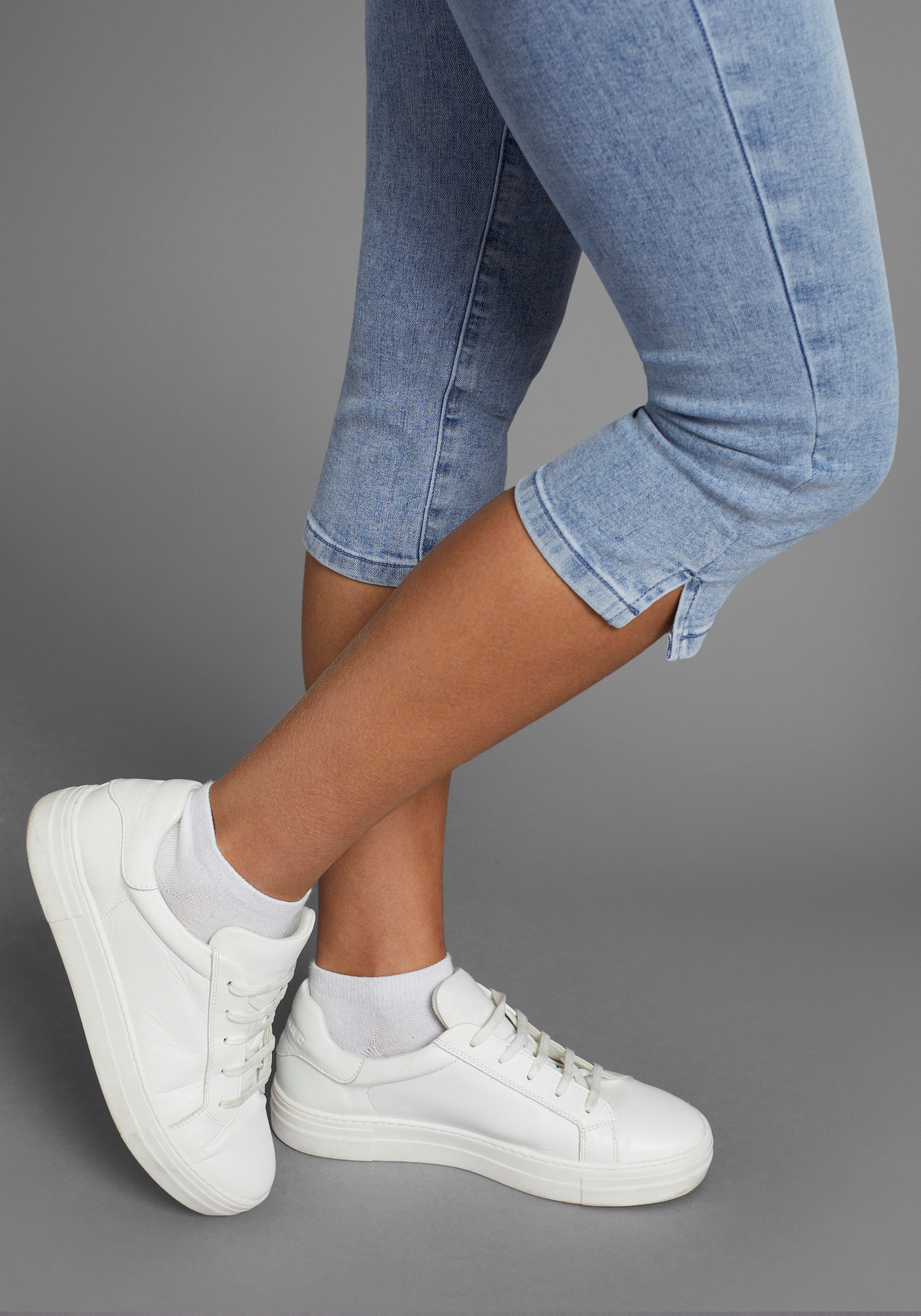 Arizona Capri jeans Ultra Stretch extra-strakke snit modieuze beenafsluiting met split