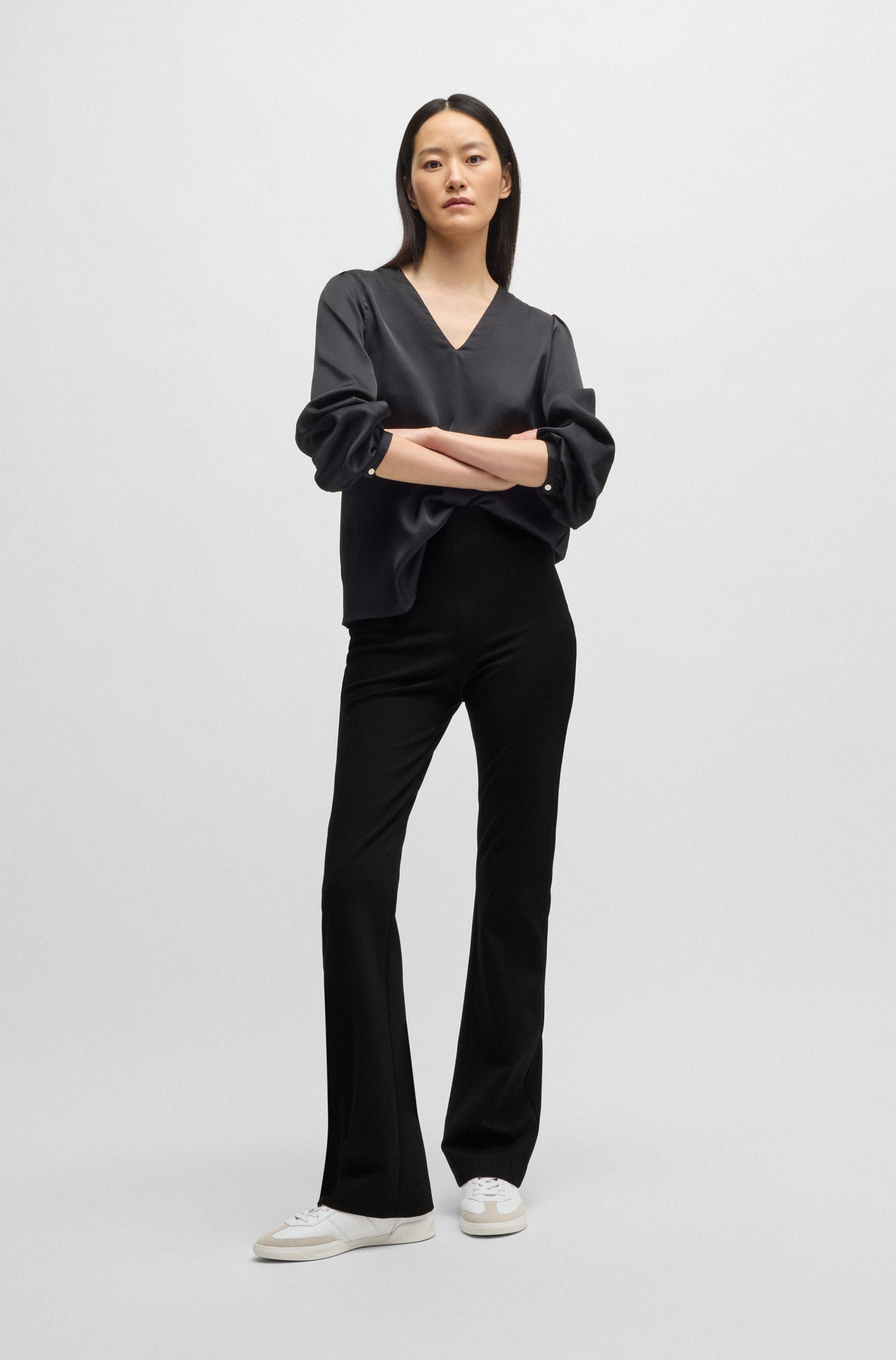 Boss Orange Geweven broek Taboot Premium Damesmode met zijrits, flared vorm, milano kwaliteit loungewear
