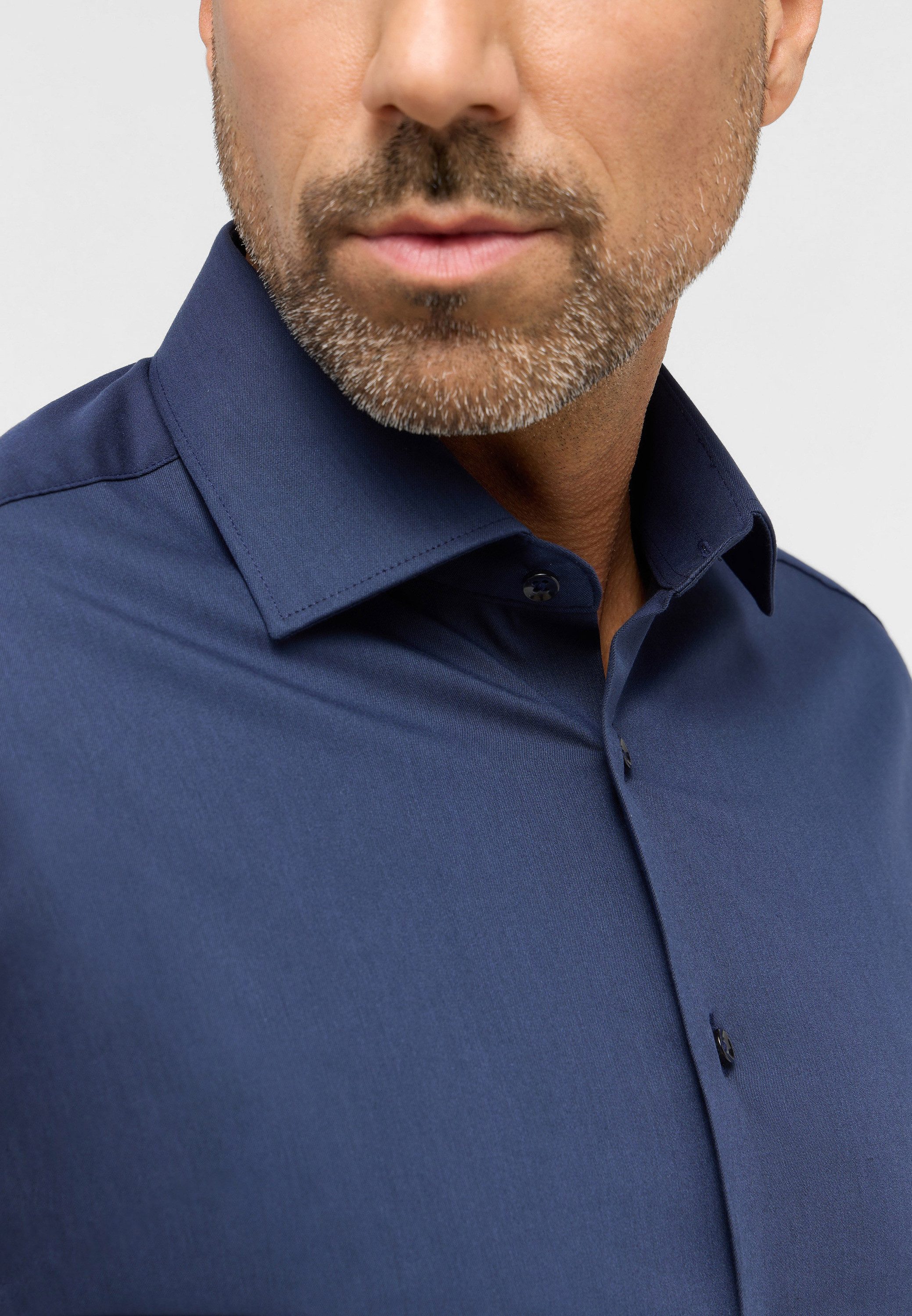 Eterna Overhemd met lange mouwen MODERN FIT NON IRON (strijkvrij)