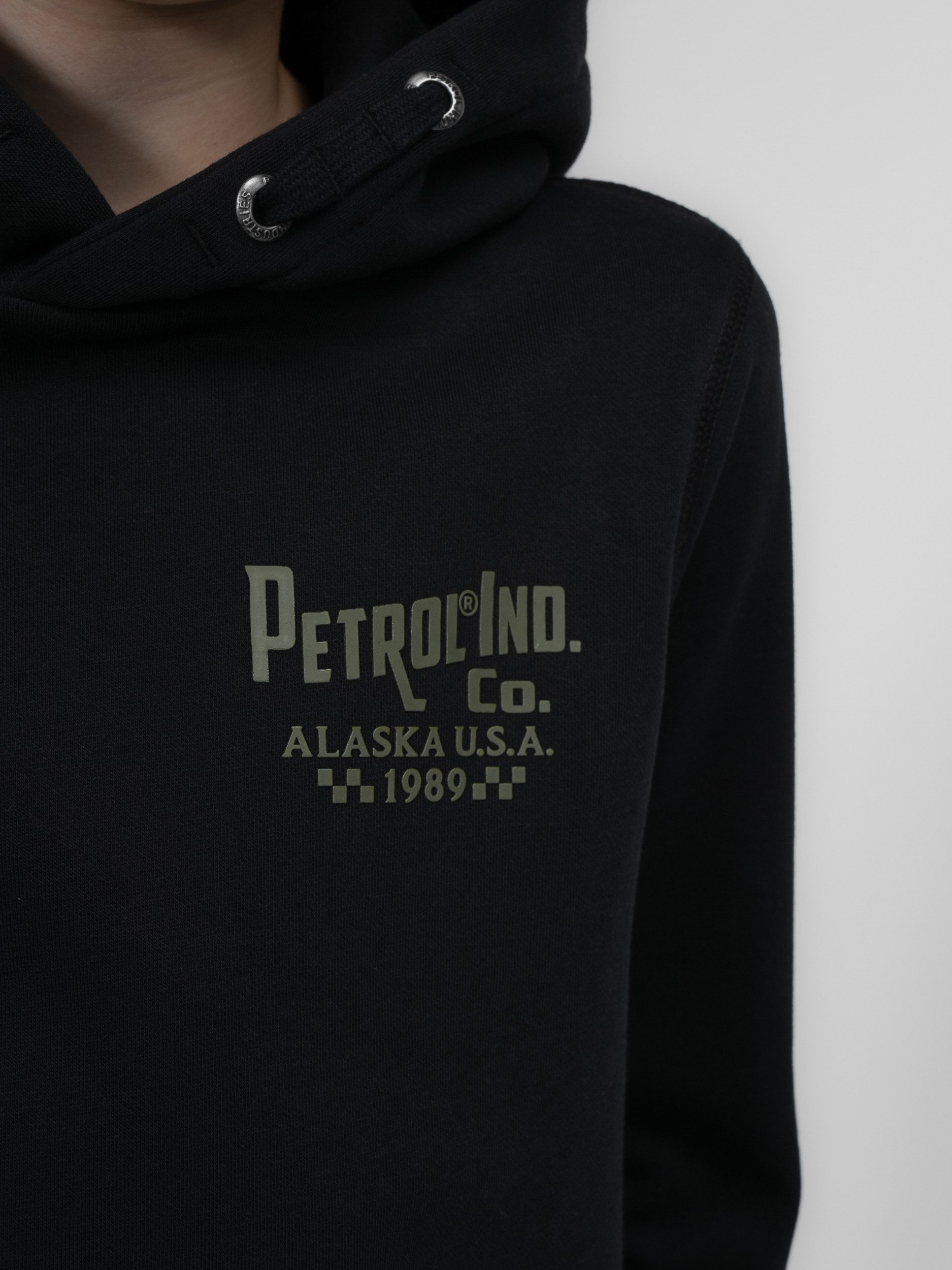 Petrol Industries Hoodie met print op de borst