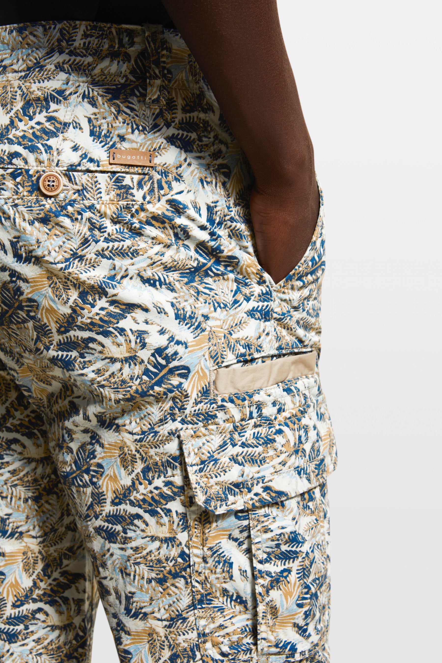 Bugatti Bermuda met grafische all-over print