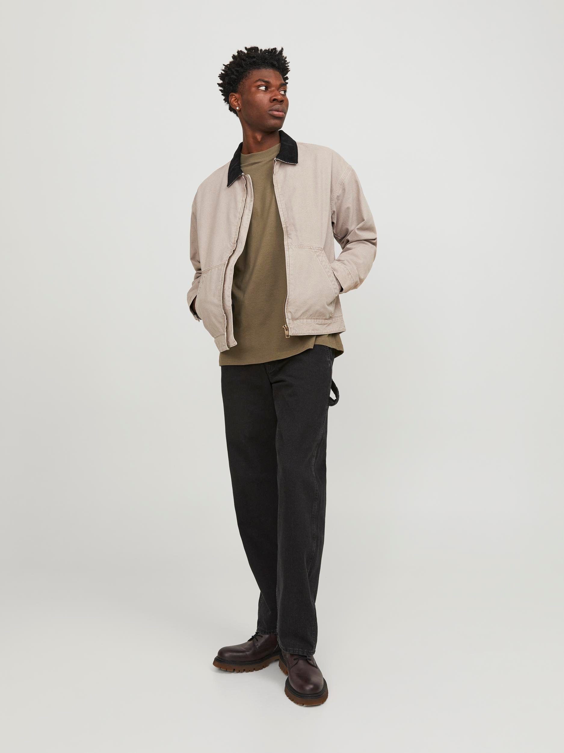 Jack & Jones Oversized shirt JJEBRADLEY TEE SS O-NECK NOOS