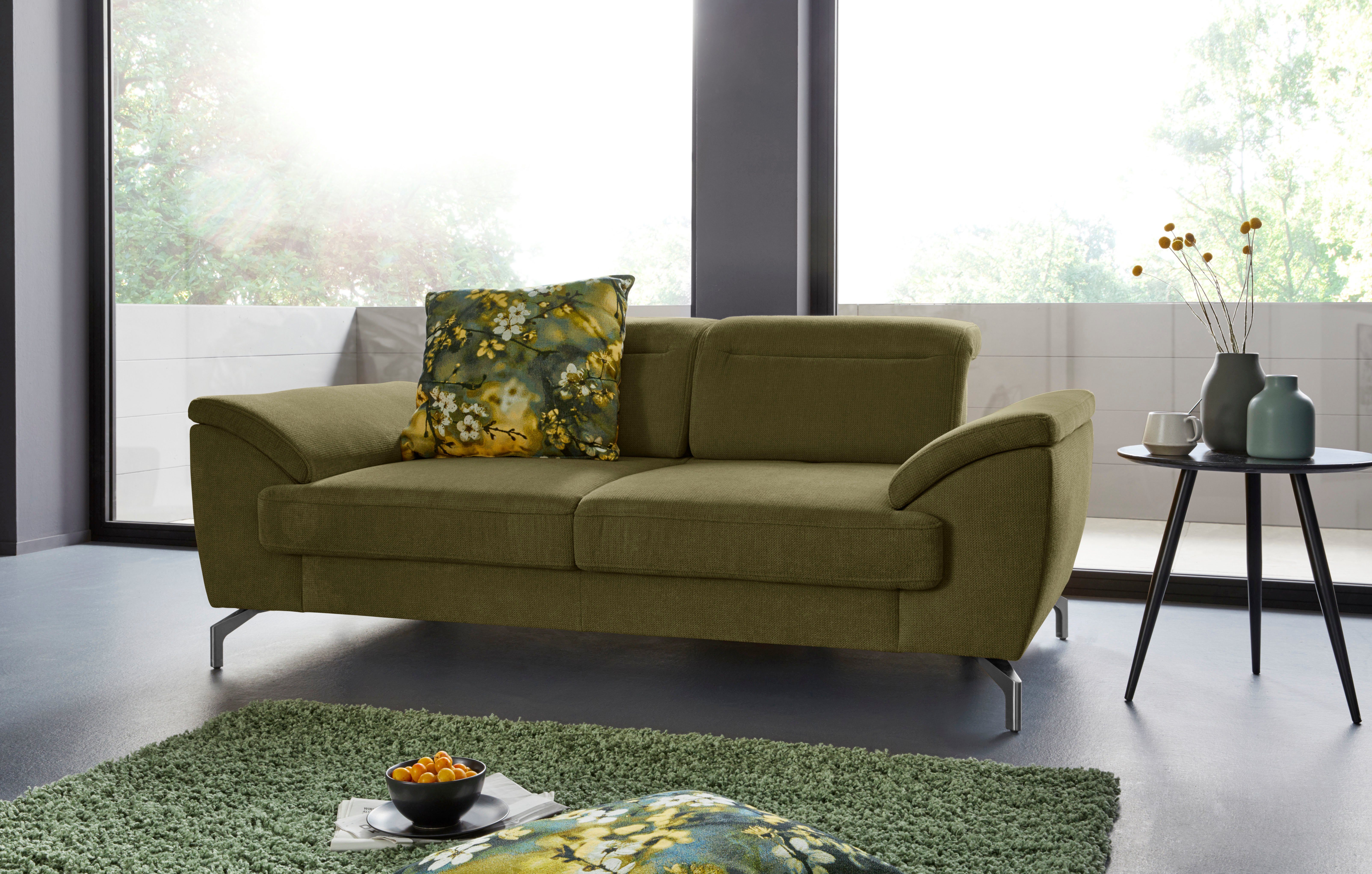 sit&more 2-zitsbank Percy 15 cm poothoogte, zitdiepteverstelling, naar keuze verstelbare hoofdsteun groen, 2-zitsbanken, Met gesatineerde poten van