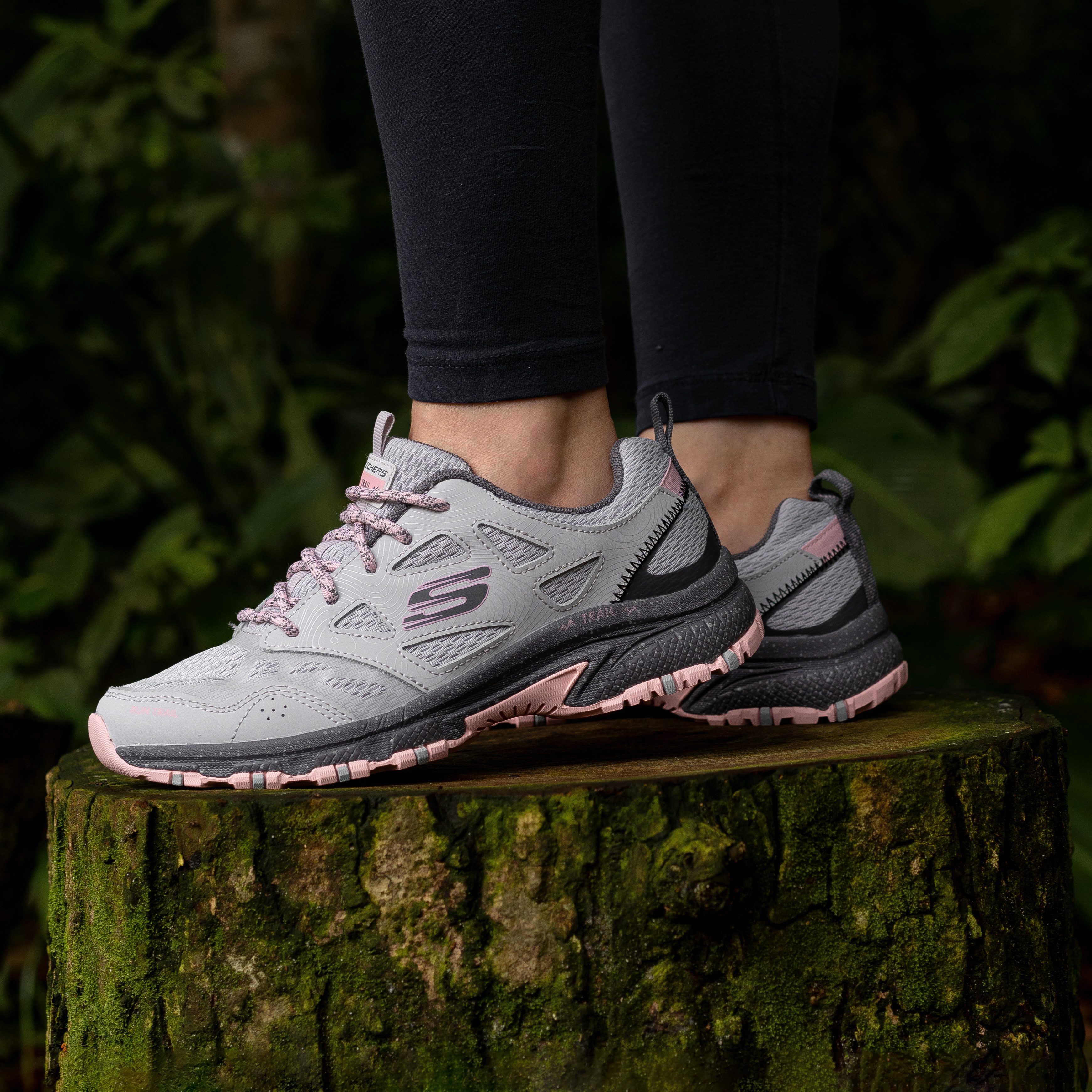 Skechers Sneakers HILLCREST PURE ESCAPADE in materiaalmix, vrijetijdsschoen, lage schoen, veterschoen