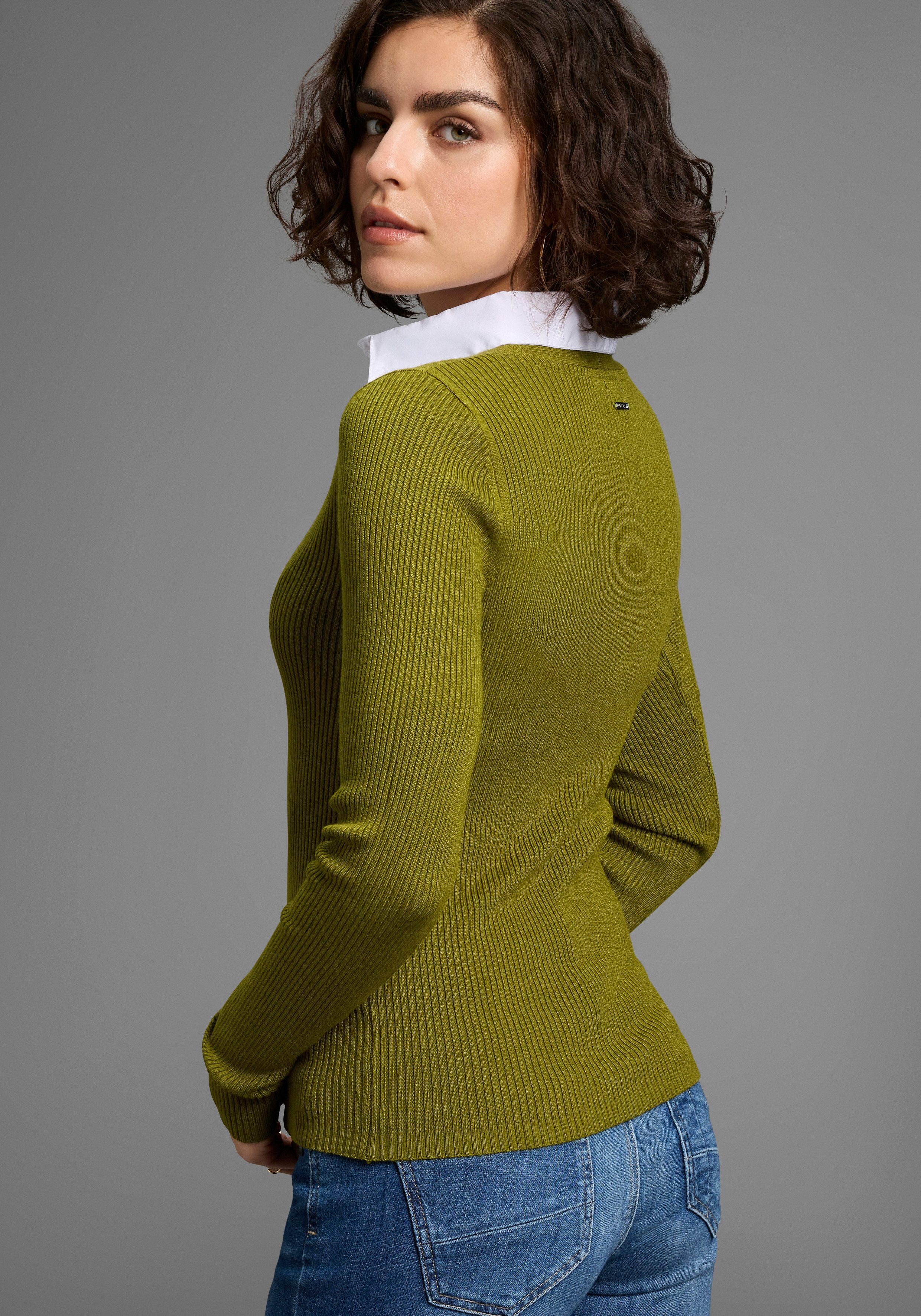 Laura Scott Trui met V-hals met kabelmotief - nieuwe collectie