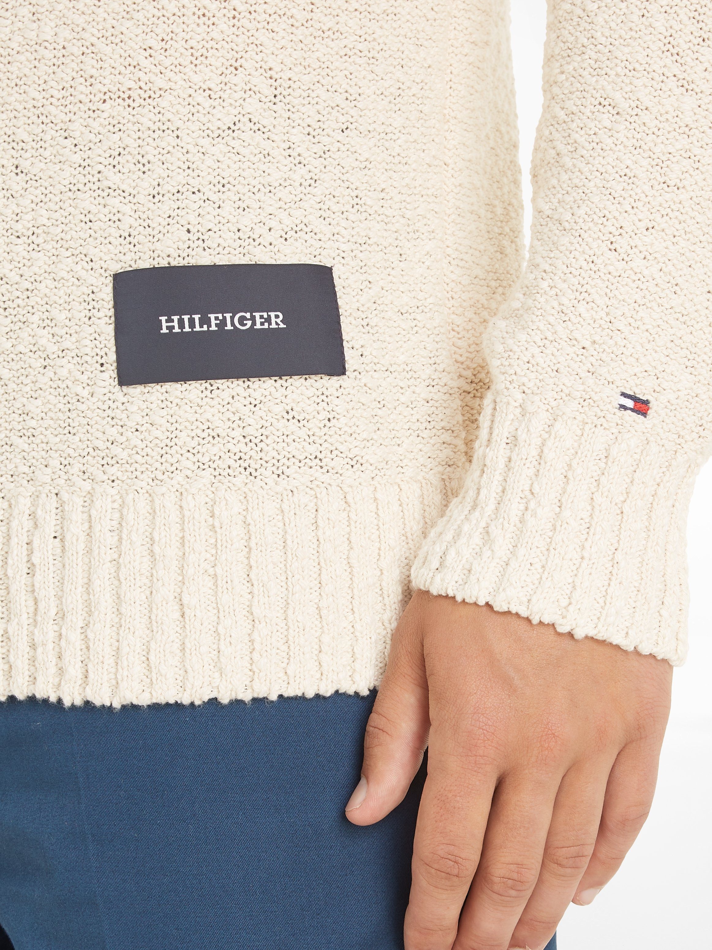 Tommy Hilfiger Gebreide trui SLUB YARN C NK met logoborduursel op de mouw