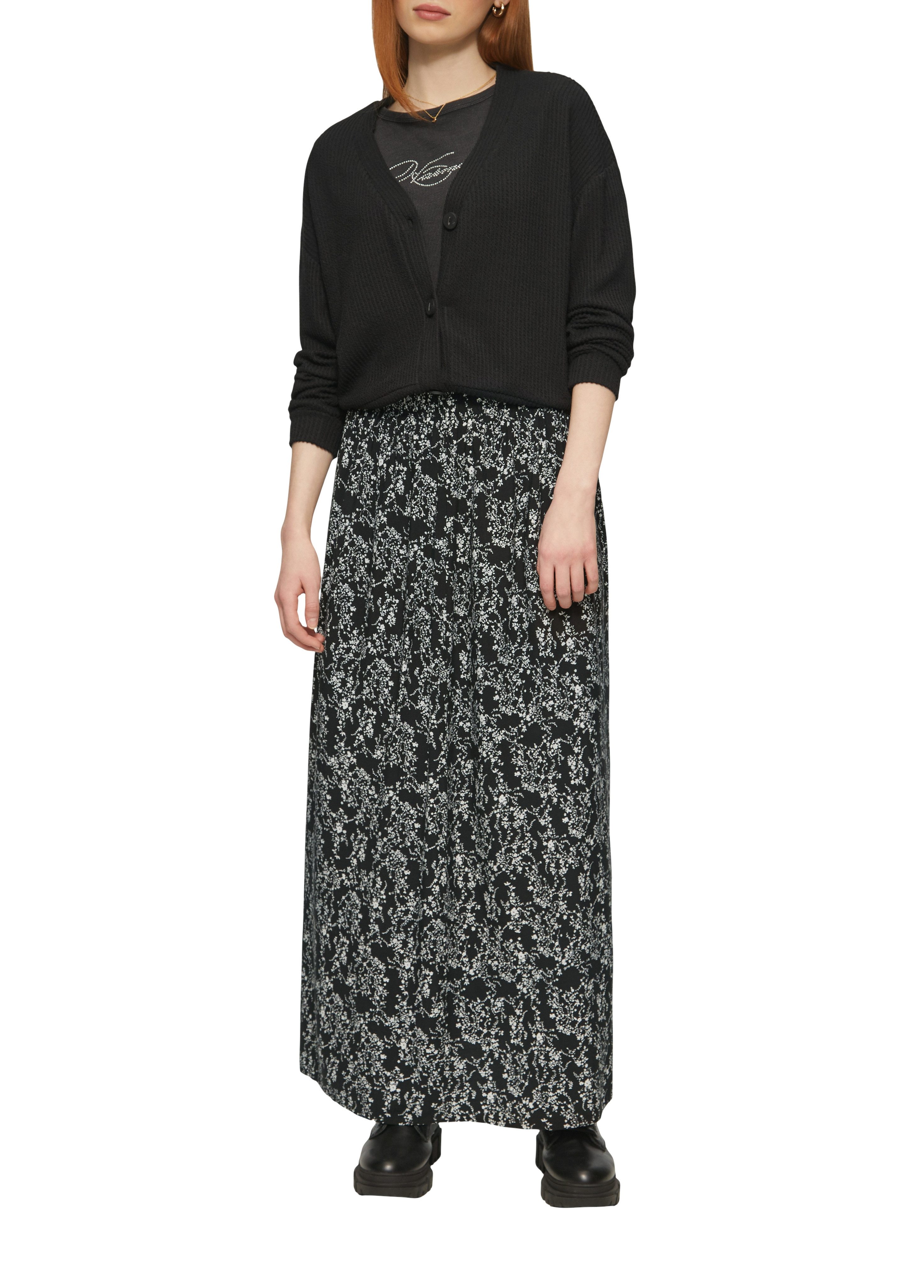 Q/S designed by Maxirok met print all-over