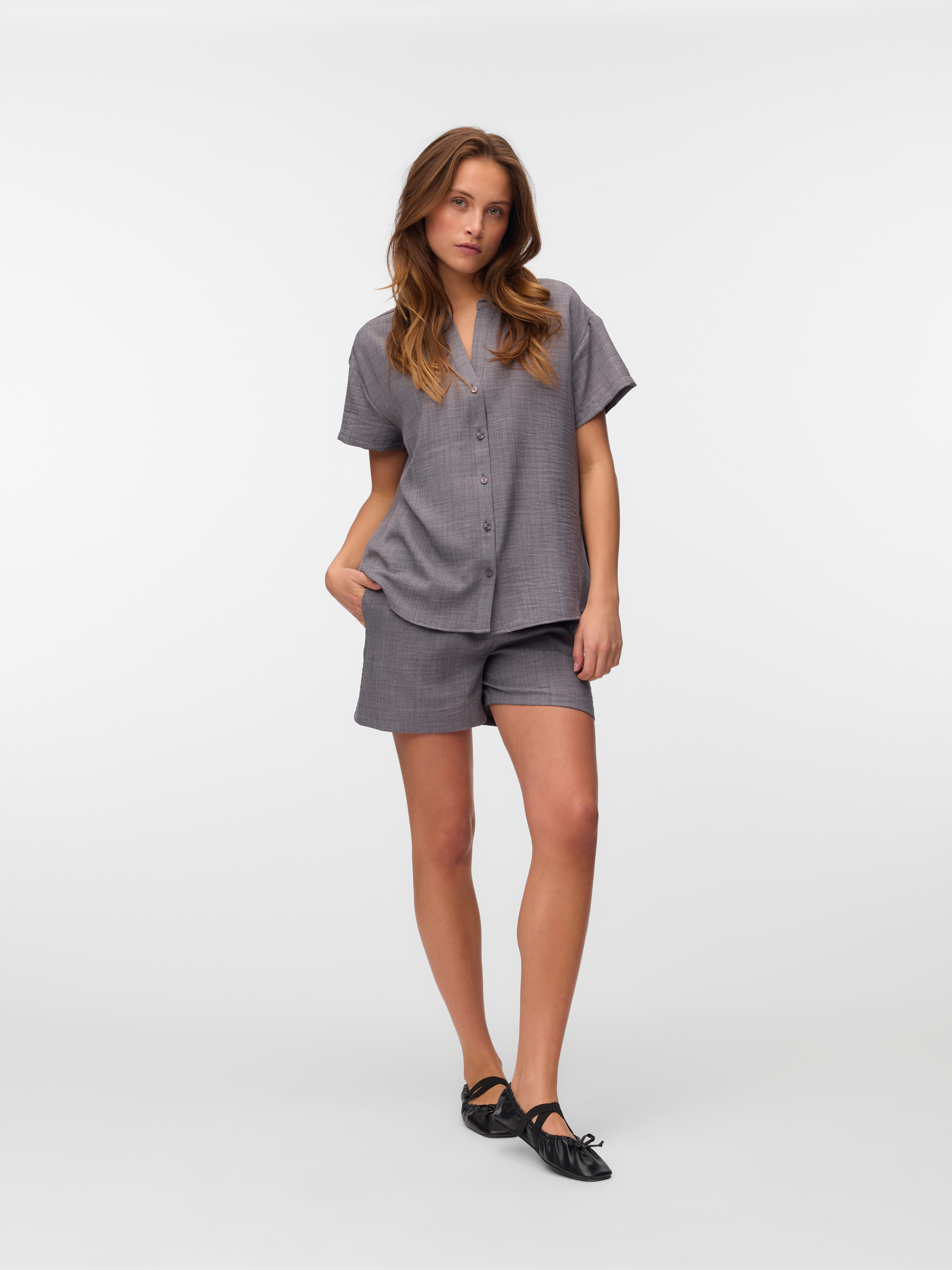Vero Moda Short VMMELANEY SHORTS WVN GA NOOS