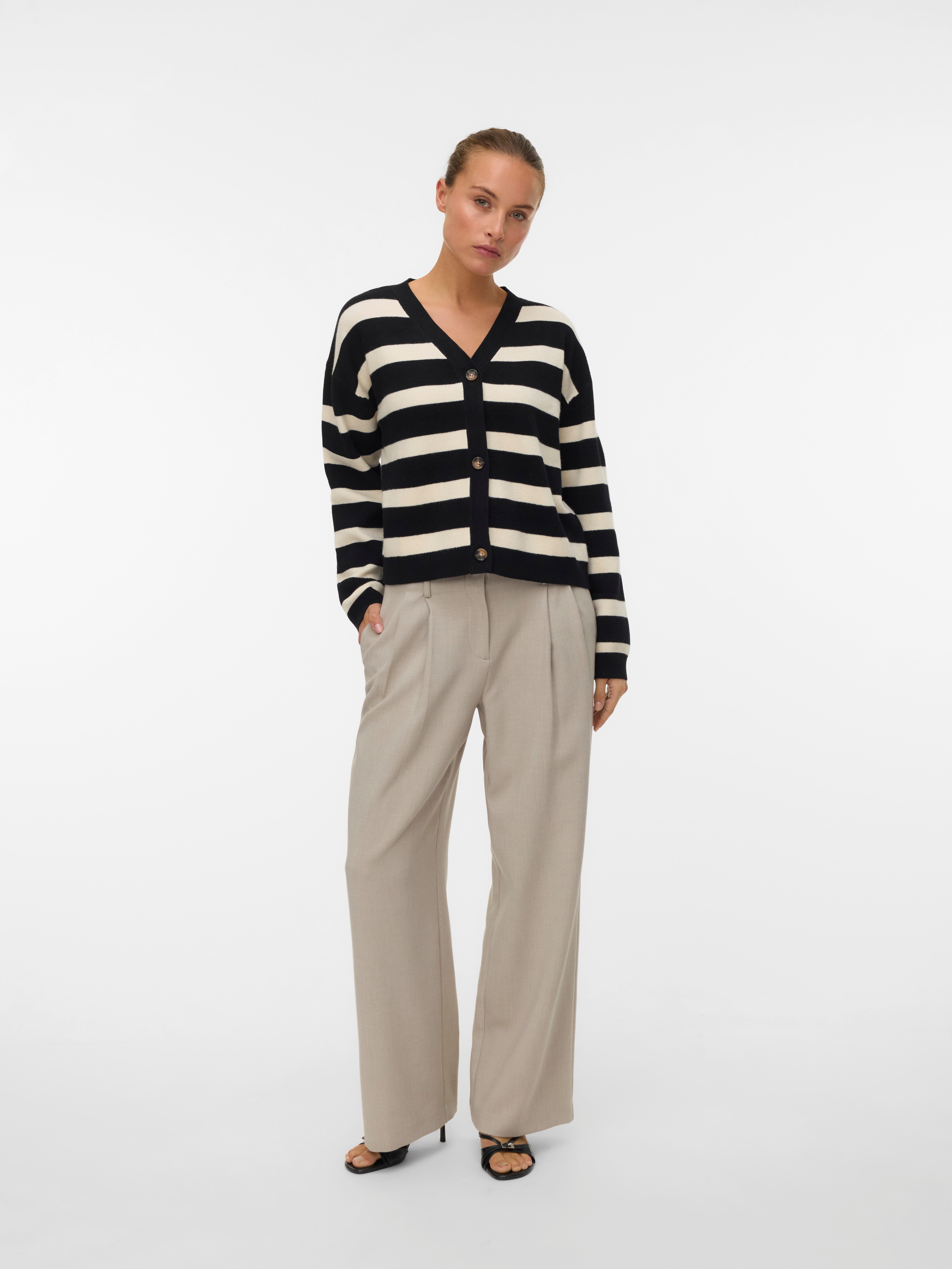 Vero Moda Vest VMSABA FULL NEEDLE LS V-NECK CARDI NOOS