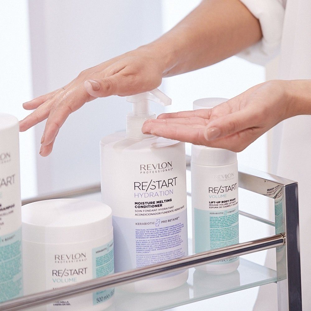 REVLON PROFESSIONAL Haarconditioner Re/Start HYDRATION Moisture Melting Conditioner 750 ml Versterkt en herstelt beschadigd haar voor een stralende look.