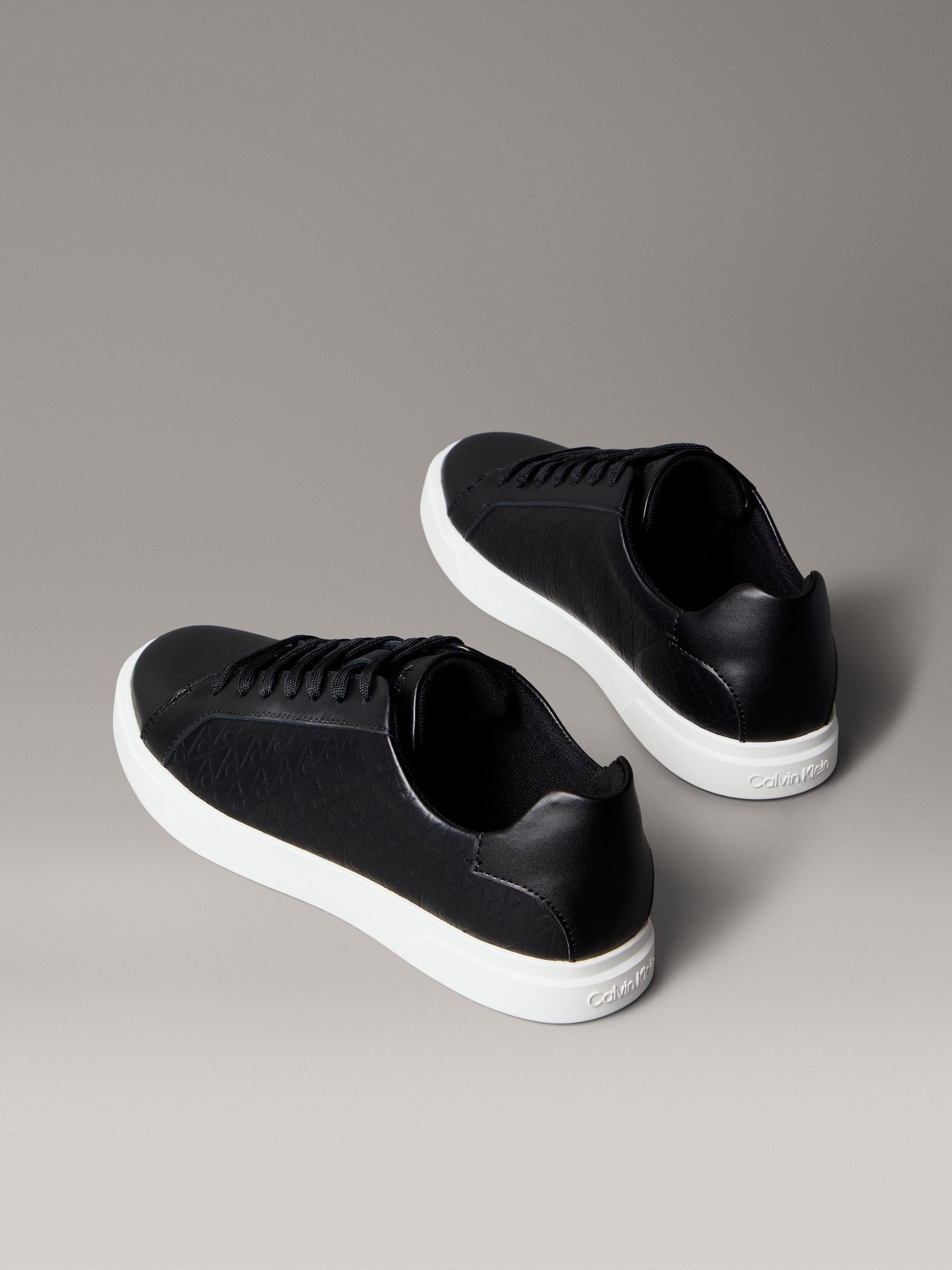 Calvin Klein Sneakers