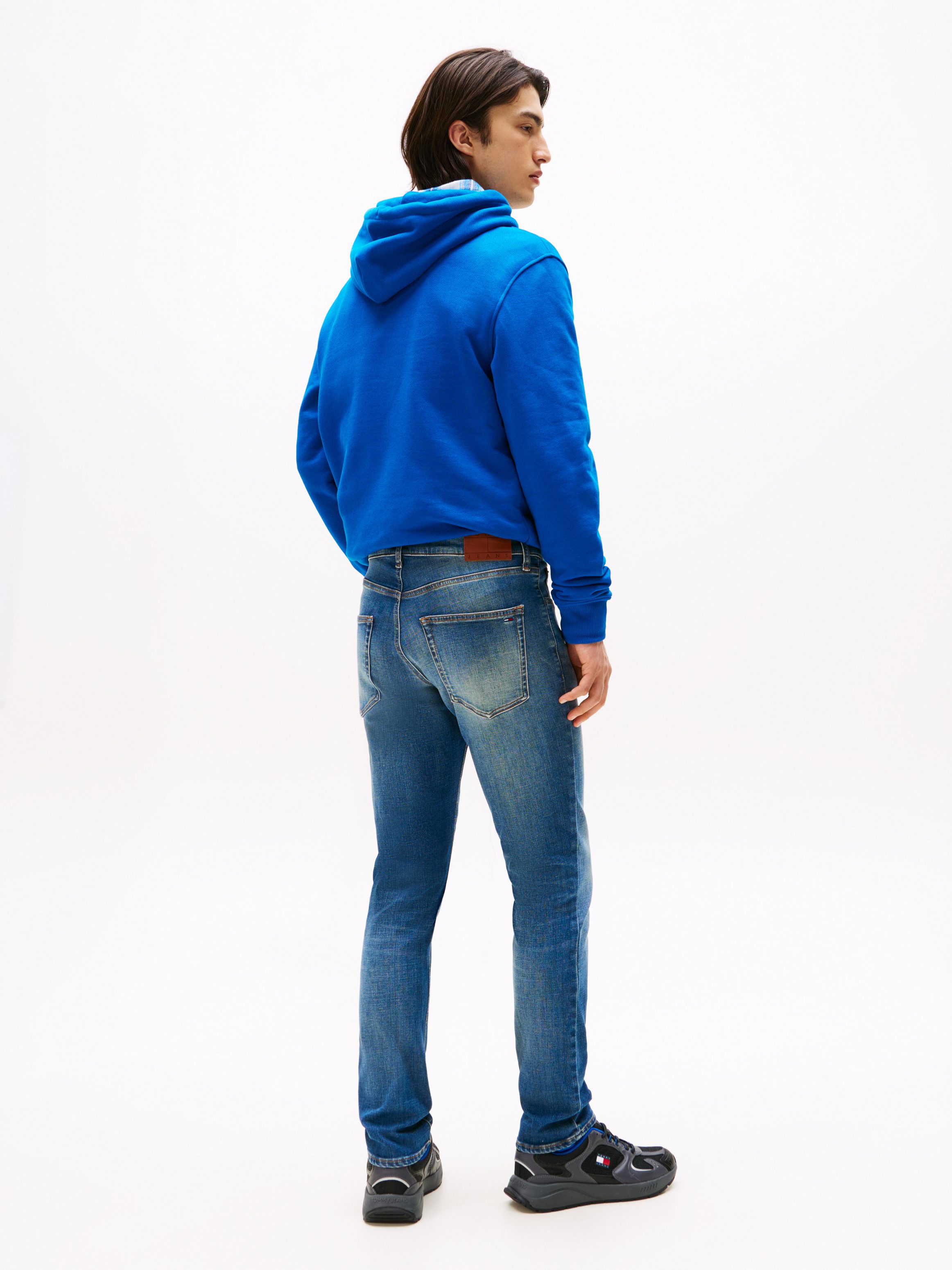 TOMMY JEANS Straight jeans SCANTON SLIM Met merkenlabel van leer achter