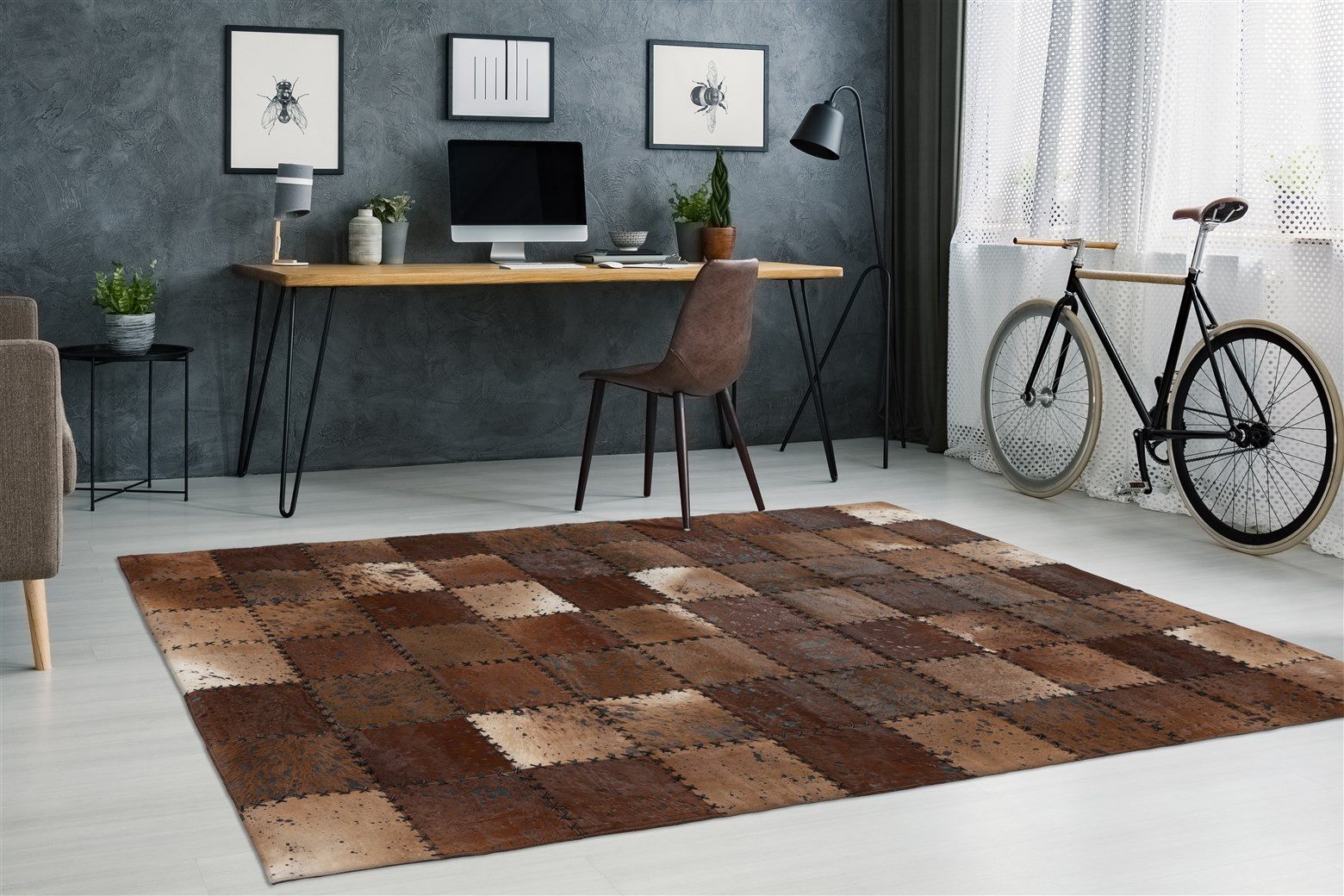 aRTE ESPINA Vloerkleed Voila 100 handgenaaid vlakpolig tapijt in patchwork-ontwerp.