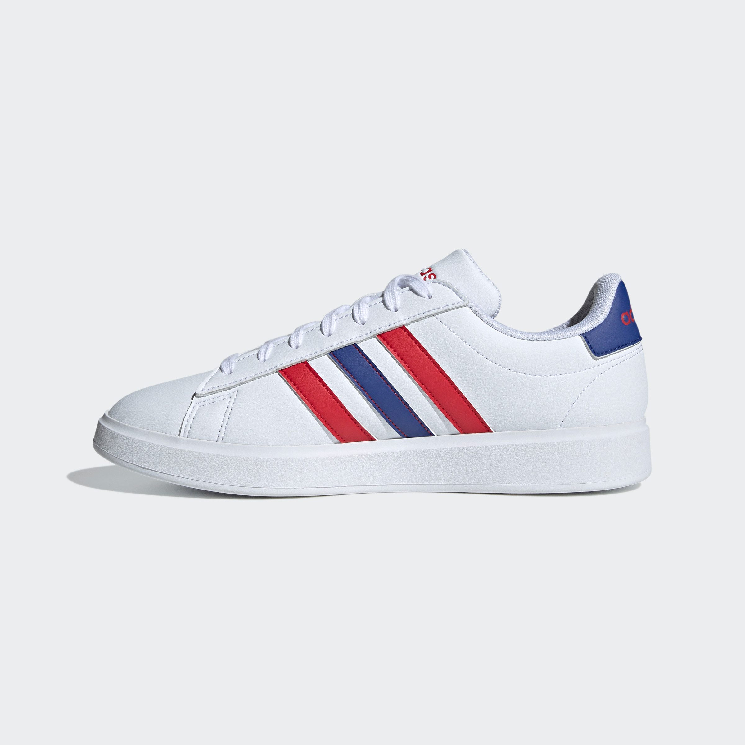 adidas Sportswear Sneakers GRAND COURT CLOUDFOAM COMFORT Design geïnspireerd op de adidas Superstar