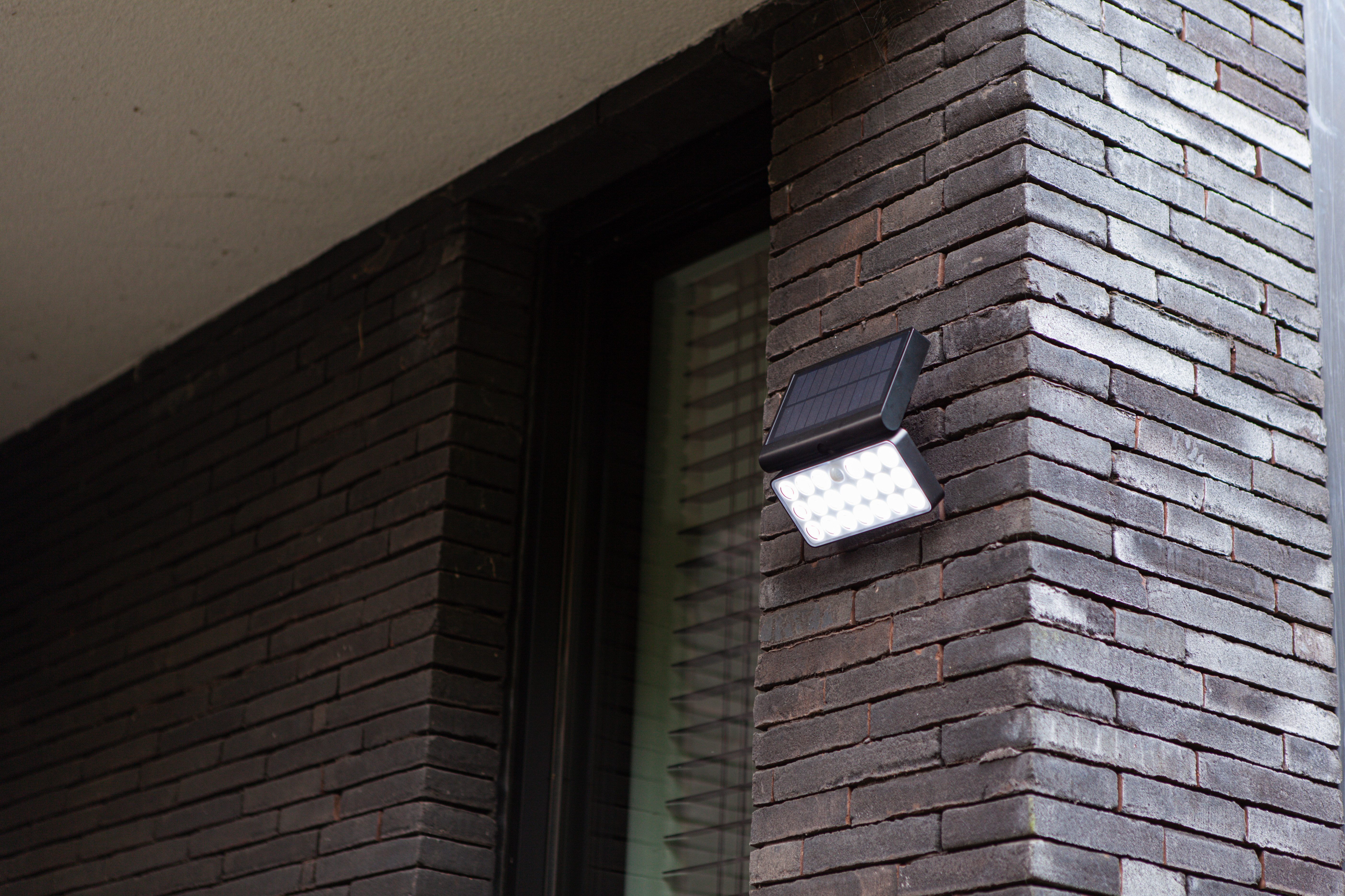 LUTEC Led-solarlamp LED-zonne-energie buitenwandlamp TUDA