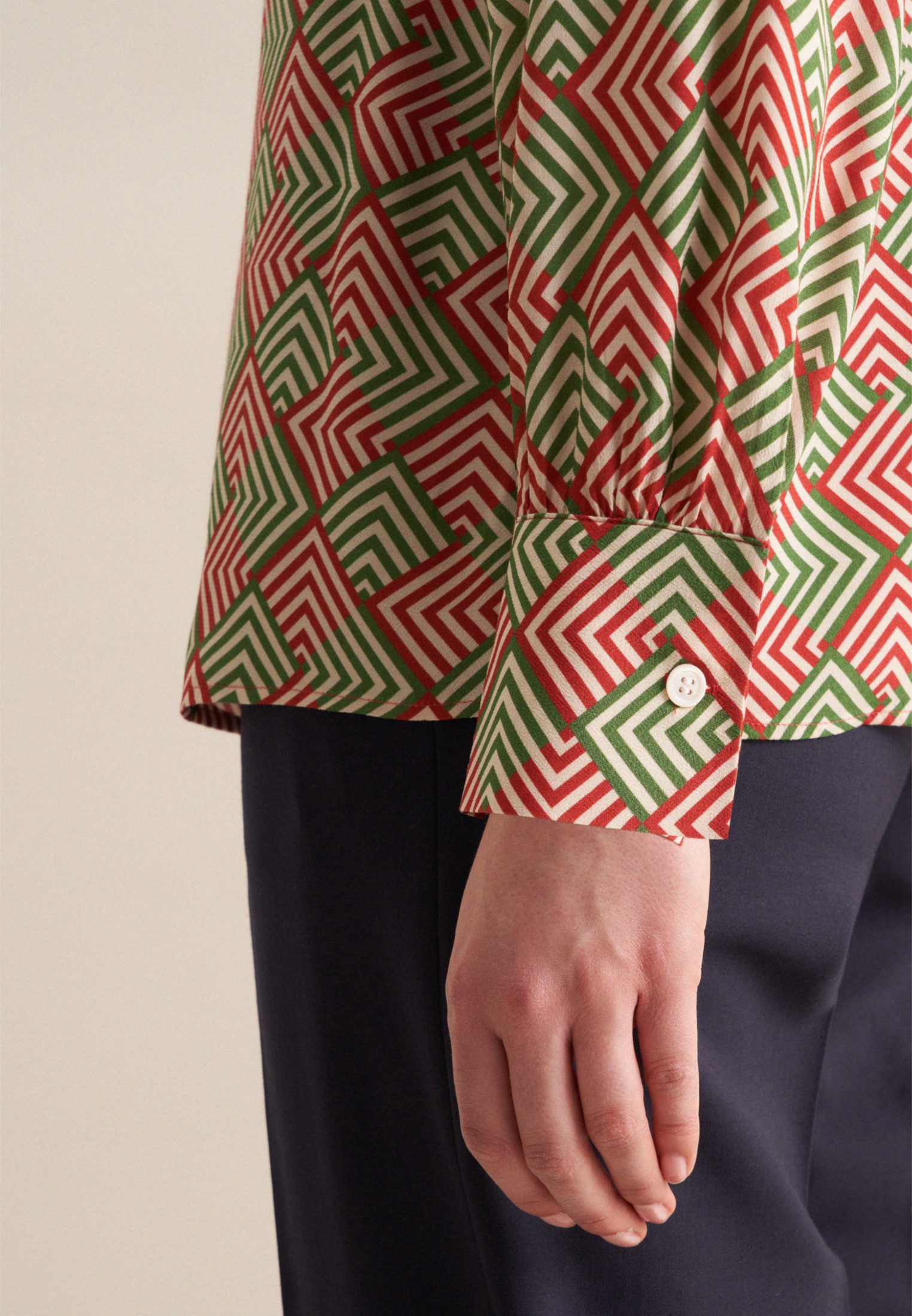 seidensticker Overhemdblouse Zwarte roos Lange mouwen kraag geometrische motieven