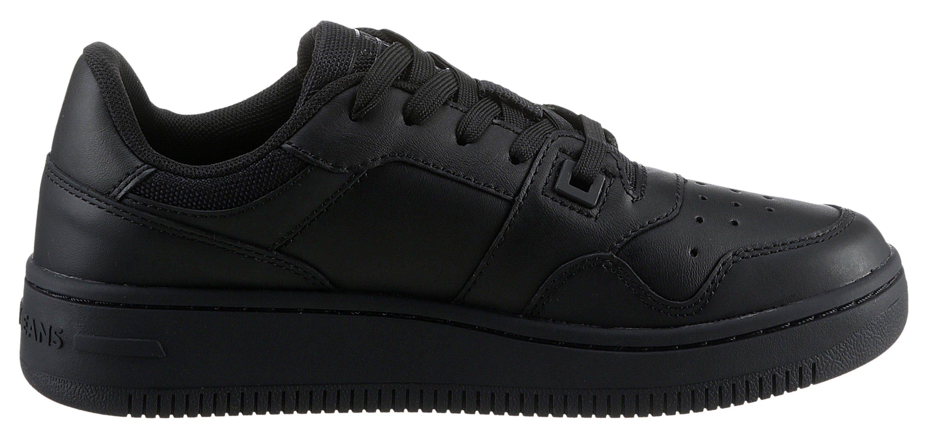 TOMMY JEANS Plateausneakers TJW RETRO BASKET ESS vrijetijdsschoen, lage schoen, veterschoen met zijlogo-vlag