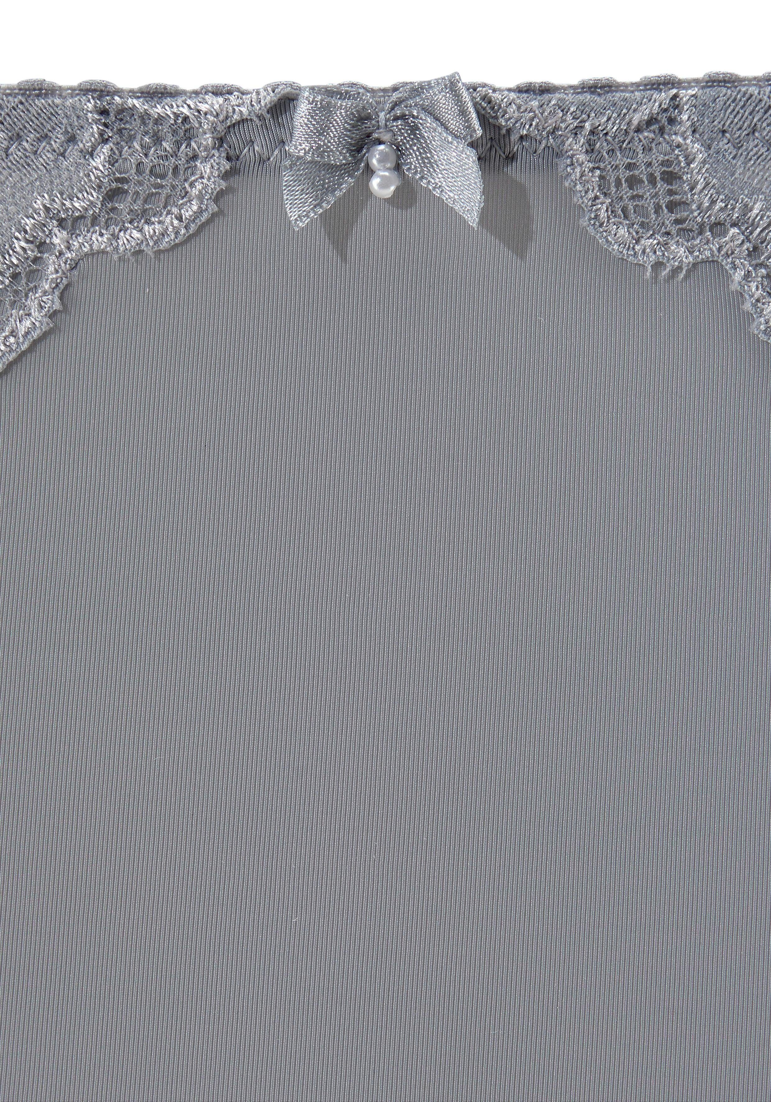 Lascana Slip Mably met mooie kanten inzetten