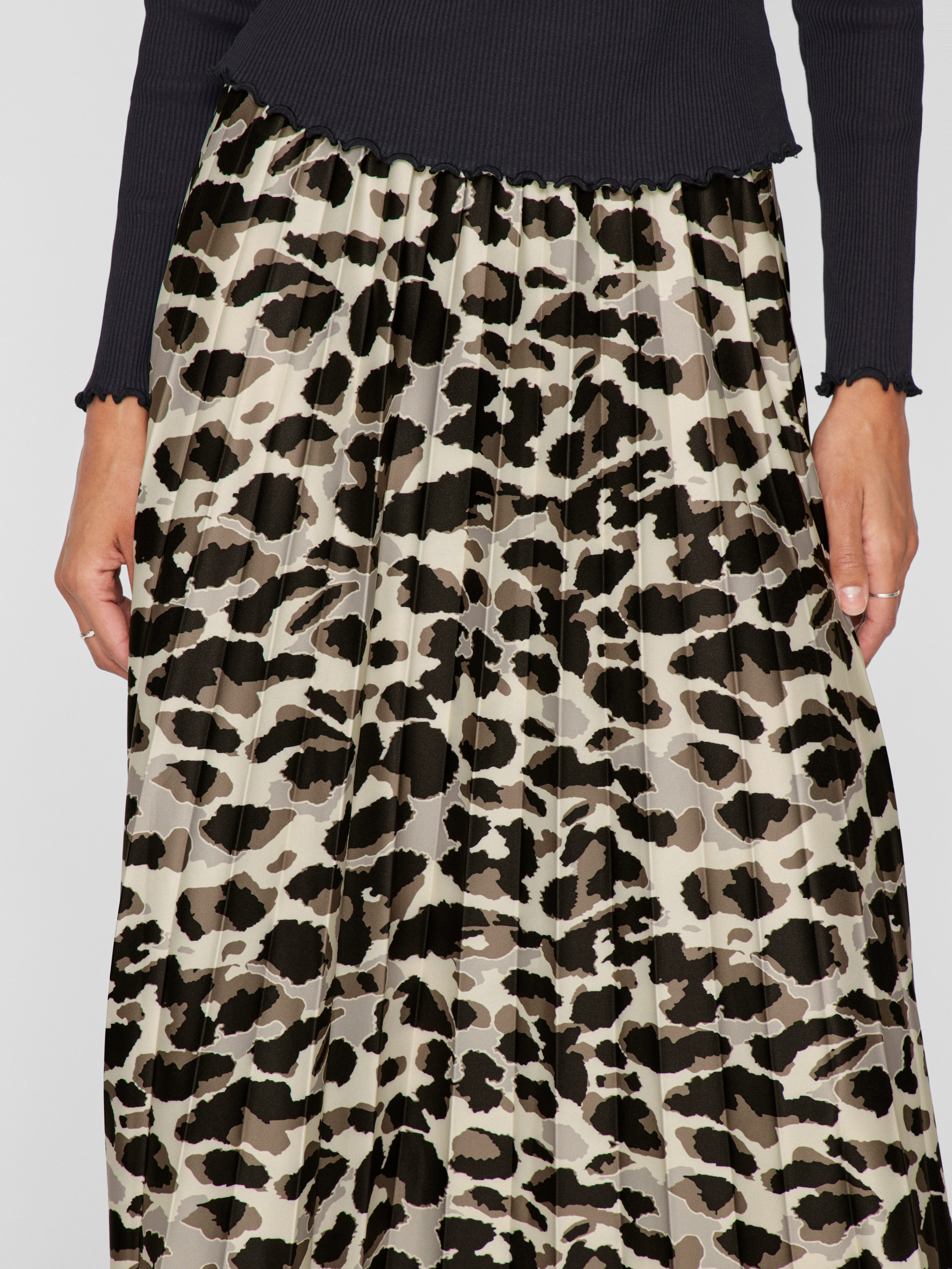 Vila Plissérok VINITBAN PRINT SKIRT - NOOS