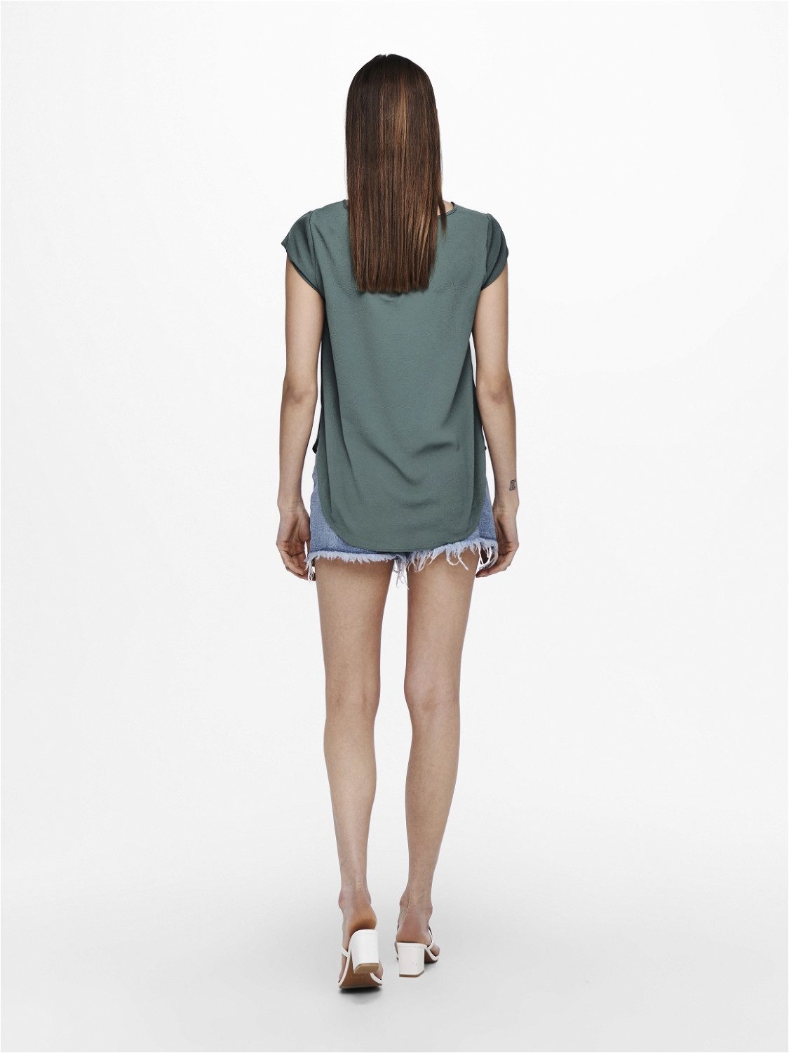 Only Blouse met korte mouwen ONLVIC S/S SOLID TOP NOOS PTM