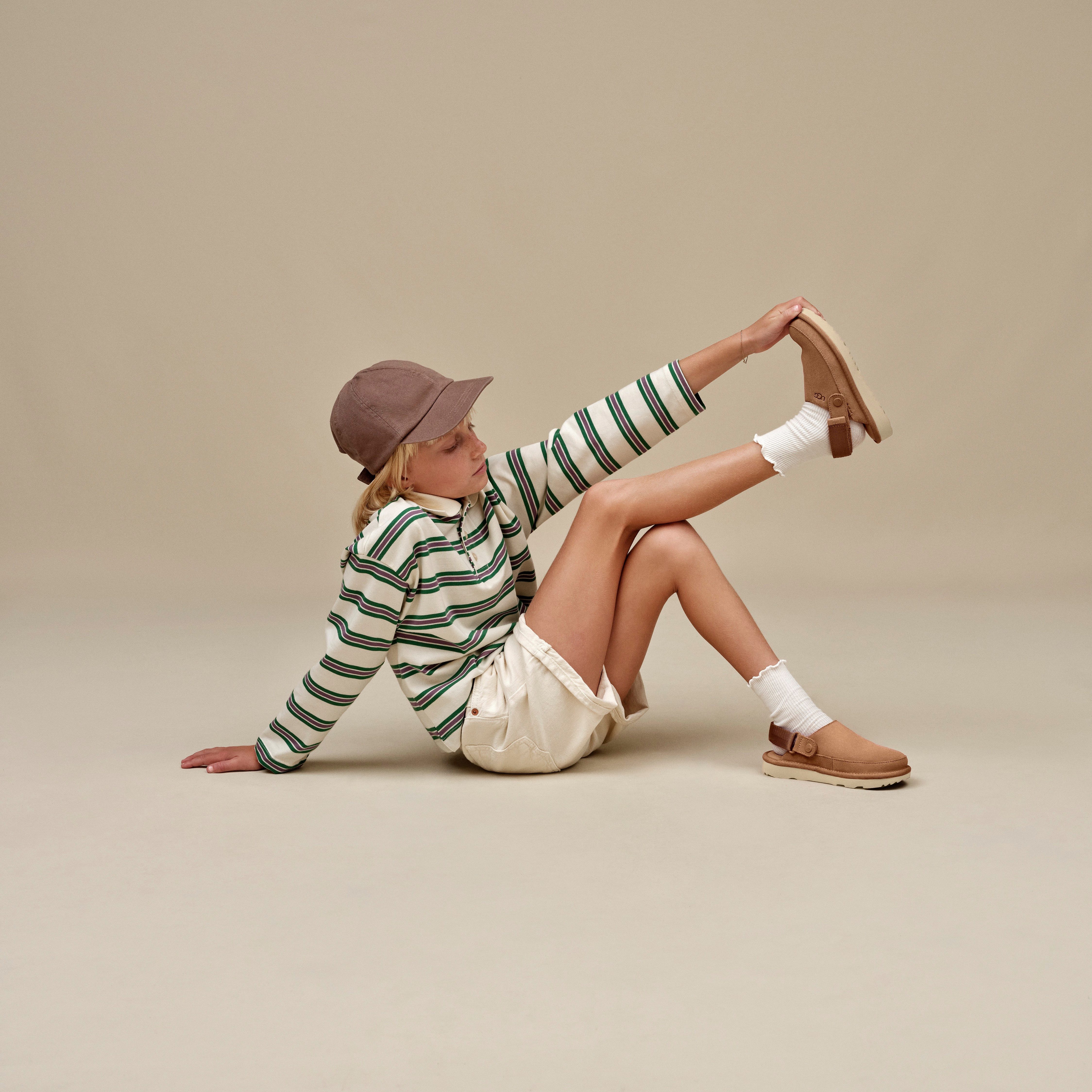 UGG Clogs KID´S GOLDENSTAR CLOG pantoffel, mule, plateau schoen met verstelbare hielriem