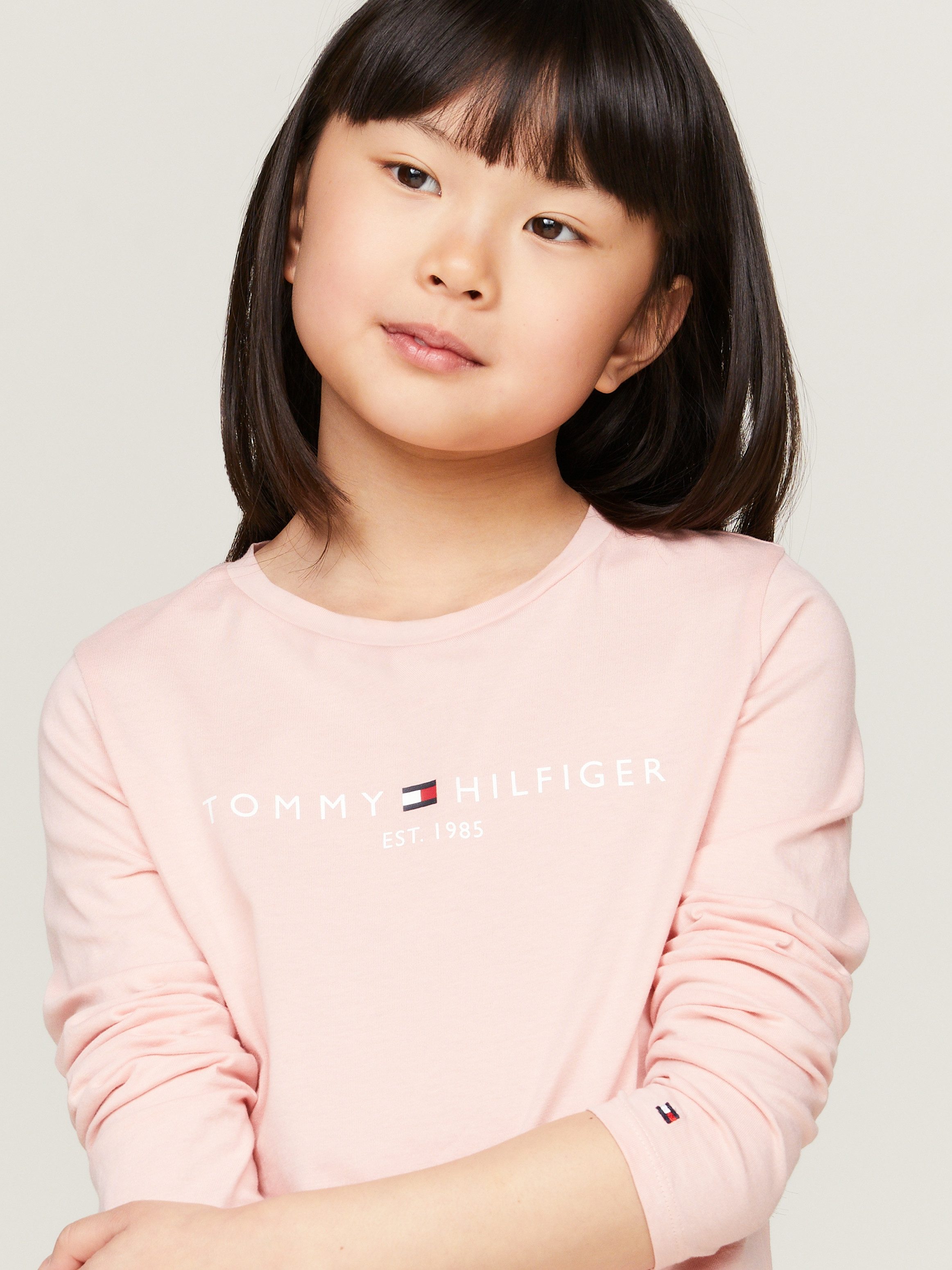 Tommy Hilfiger Shirt met lange mouwen ESSENTIAL TEE L/S met tommy hilfiger-logo-opschrift