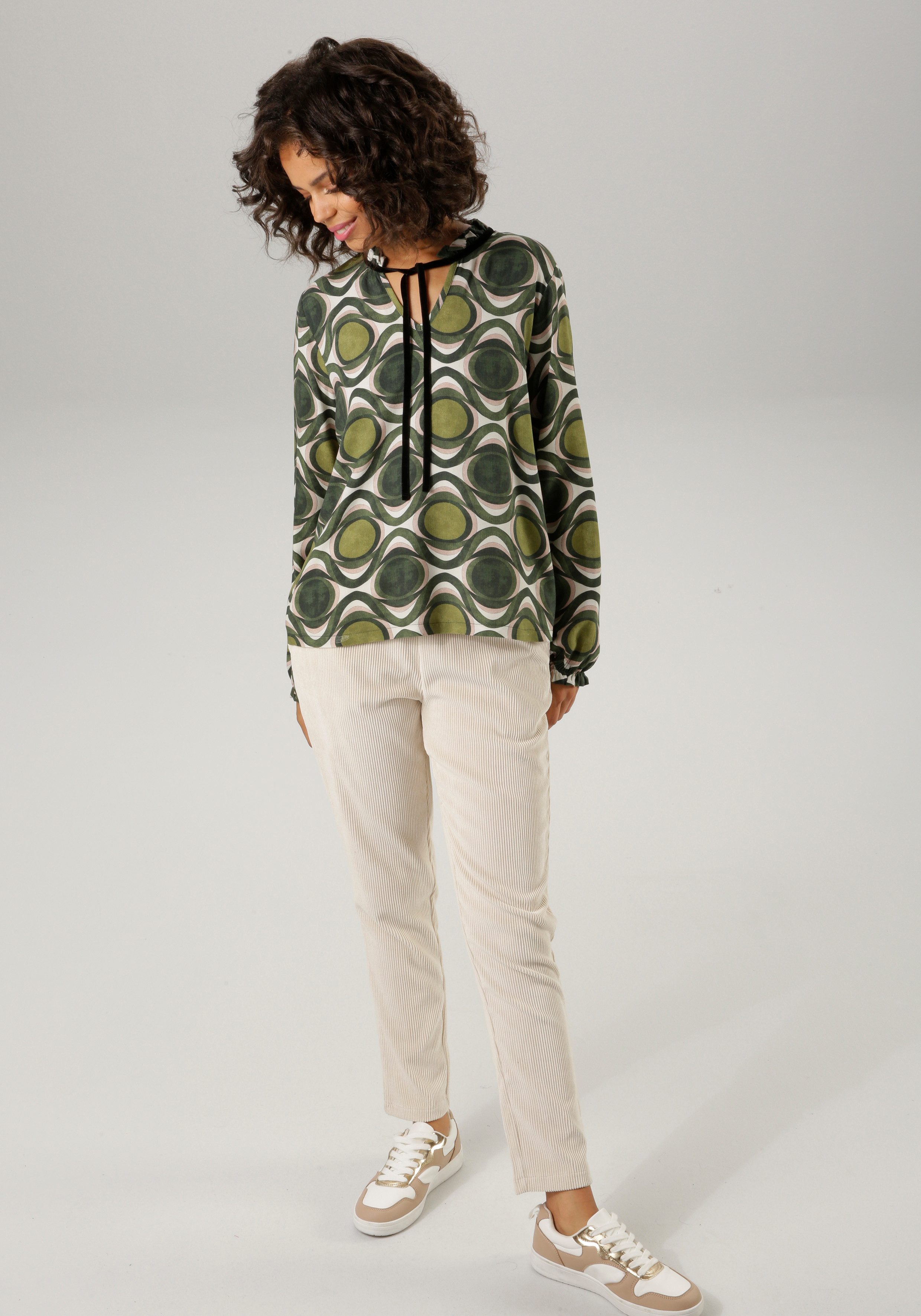 Aniston CASUAL Comfortbroek van trendy, elastische cord