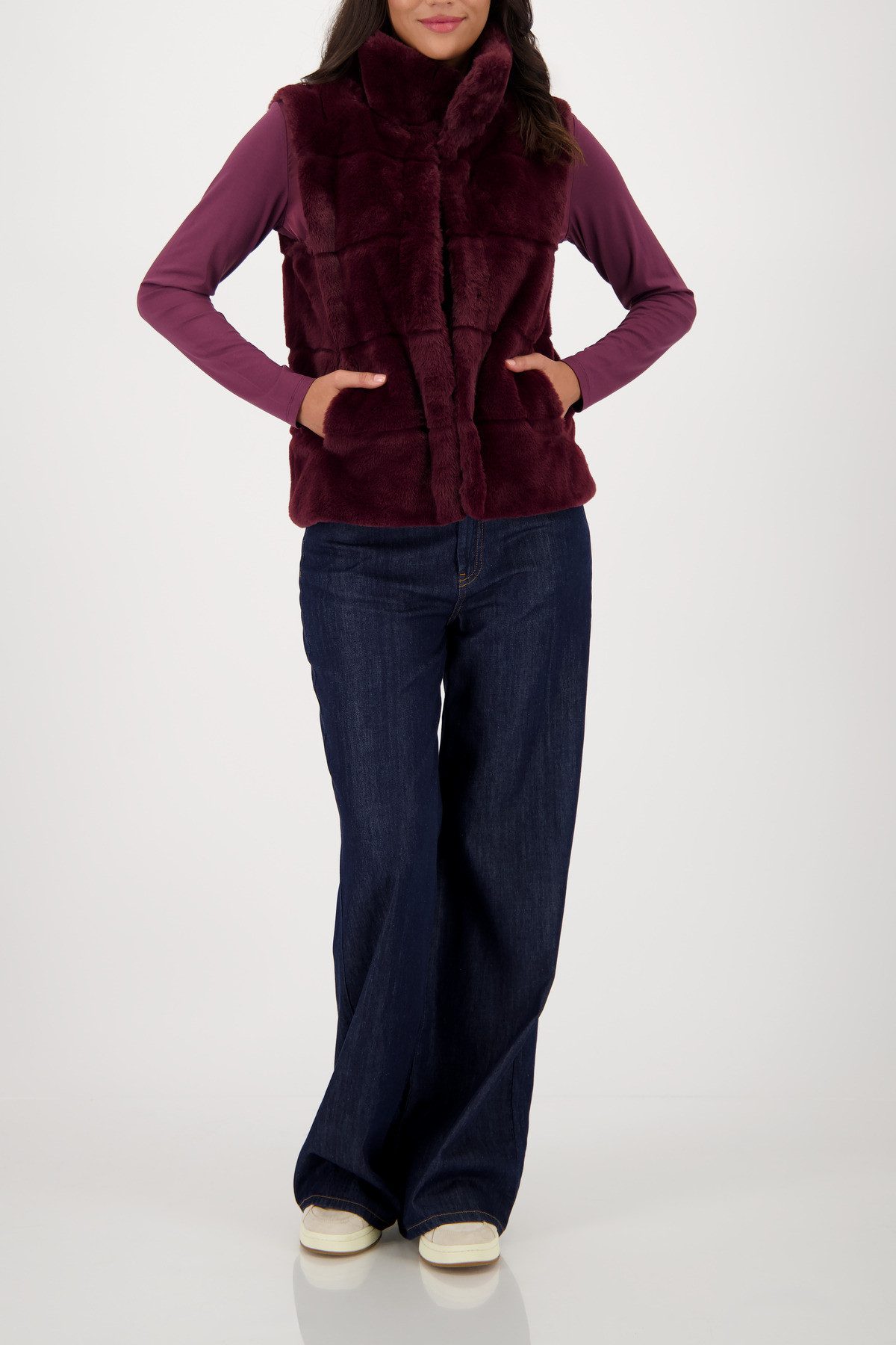 Monari Mouwloos vest van imitatiebont Gilet Basic fake fur Met ronde hals met staande kraag