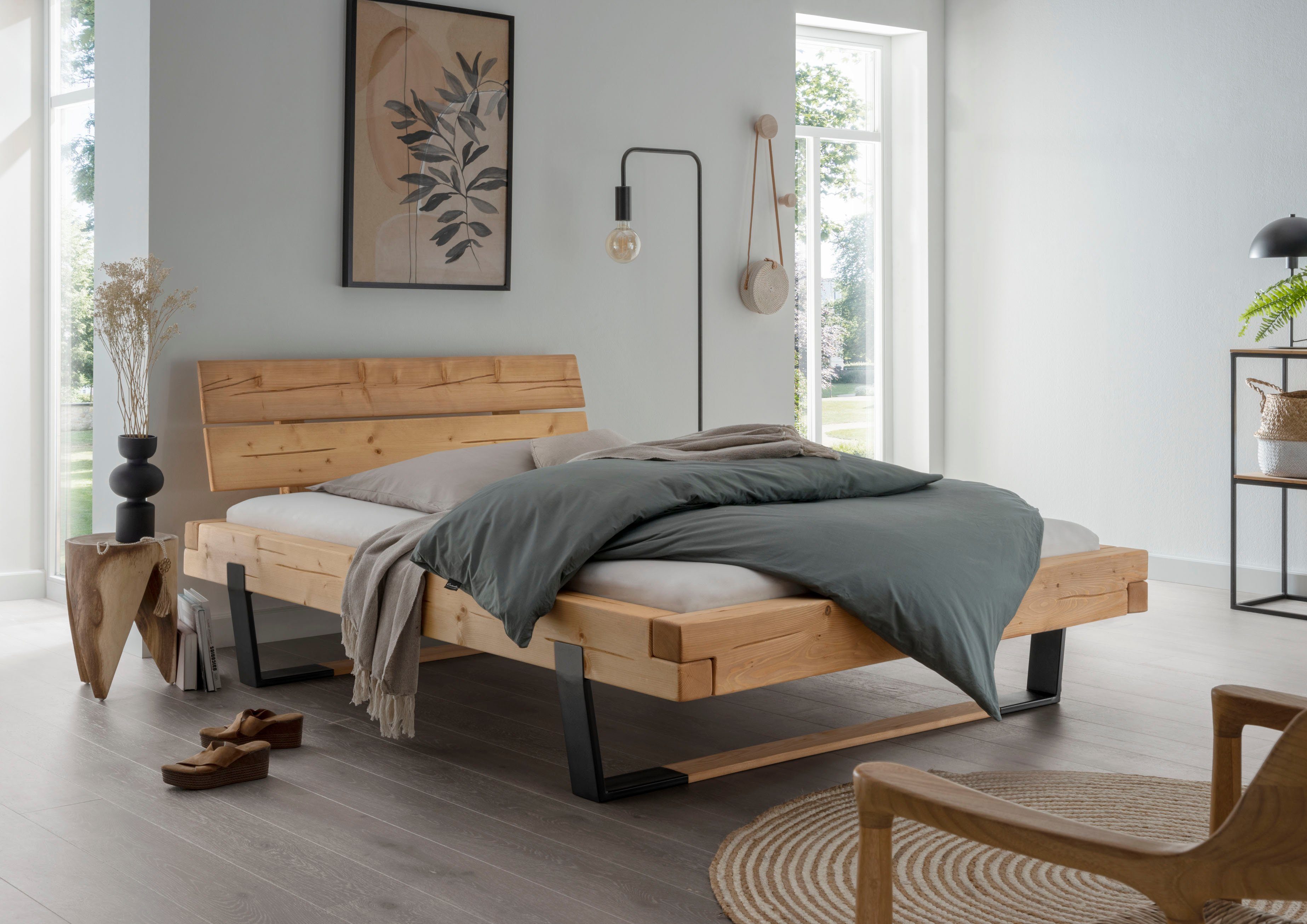 Home affaire Massief houten ledikant Ultima van hout in balk-look met hout / metalen glijder