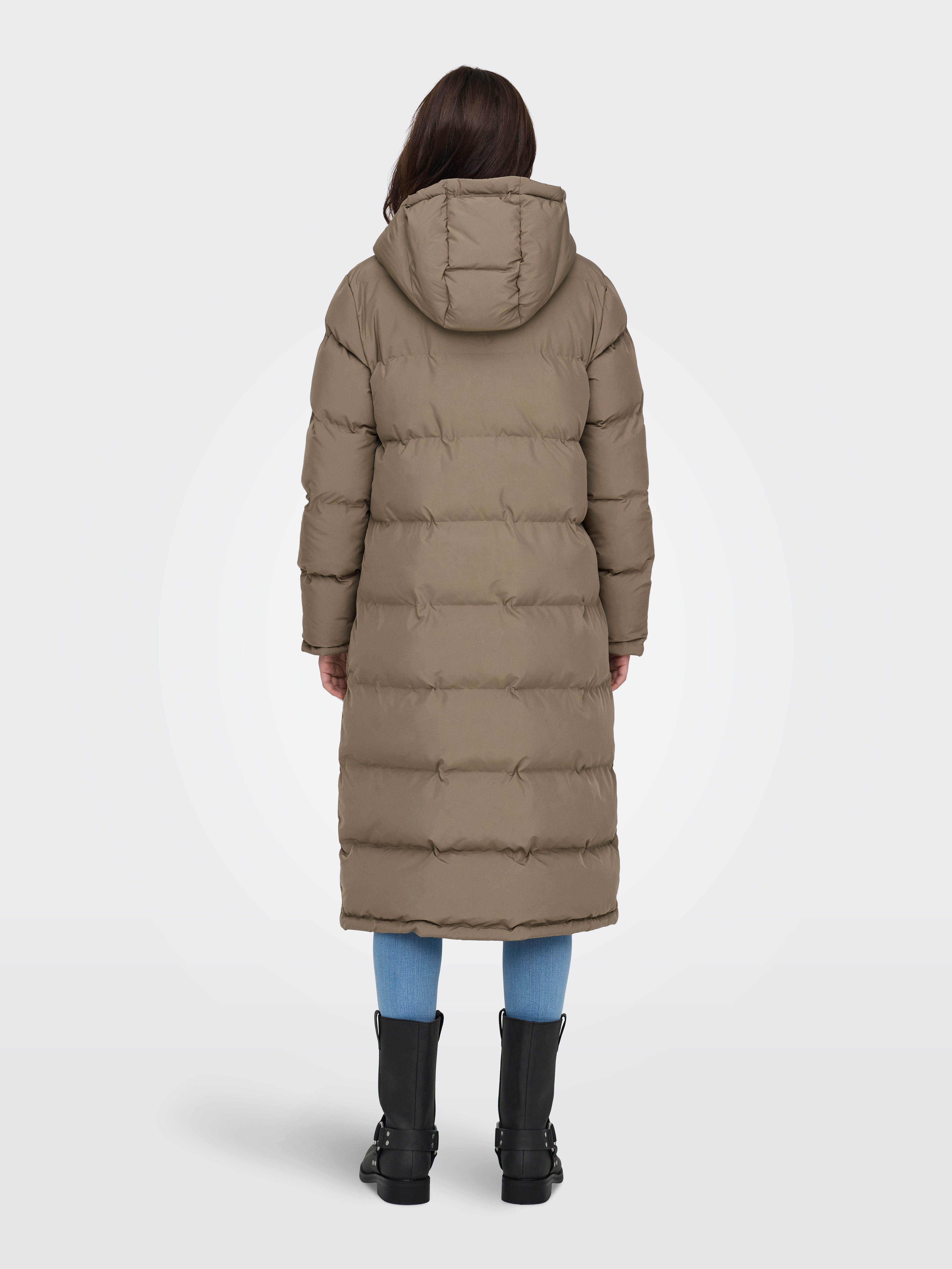 Only Gewatteerde jas ONLPAULA PREMIUM PUFFER LONG OTW