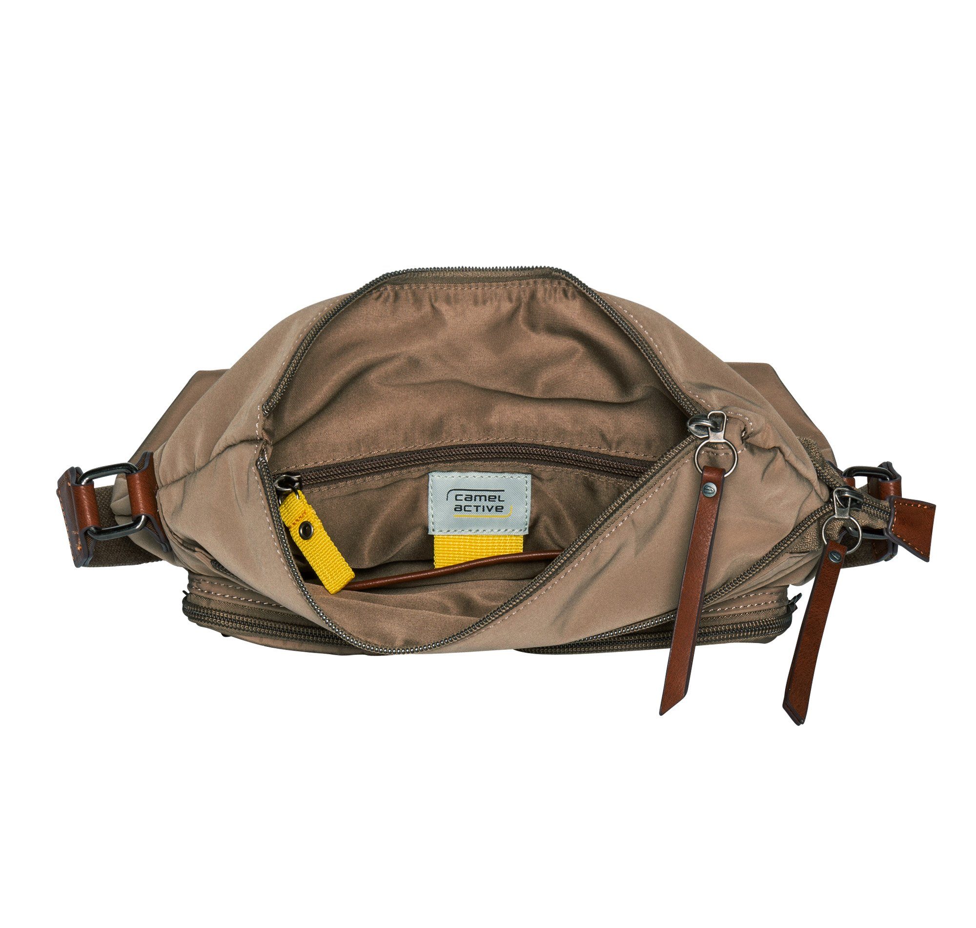 camel active Schoudertas Sky van licht robuust nylon met imitatieleer-applicaties, een blikvanger