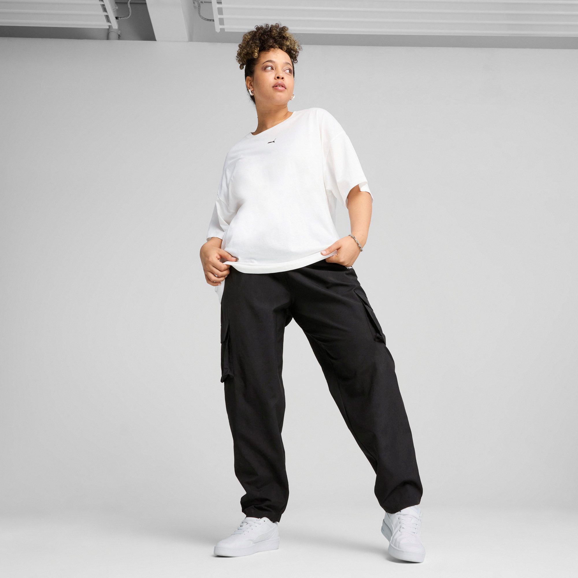 PUMA T-shirt ESS RELAXED TEE