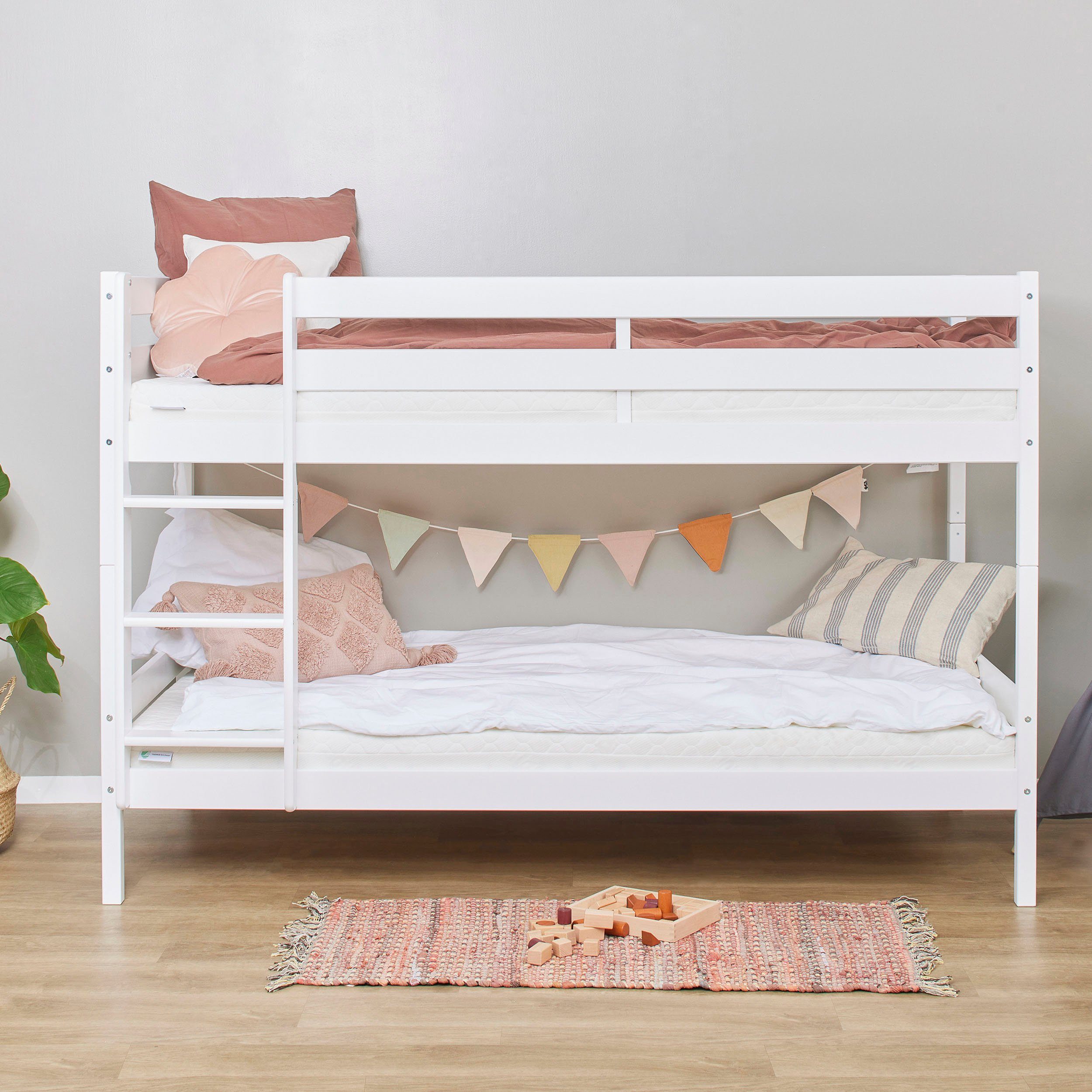 Hoppekids Stapelbed Eco comfort kinderbed 90x200 of 70x160 van massief hout in 4 kleuren
