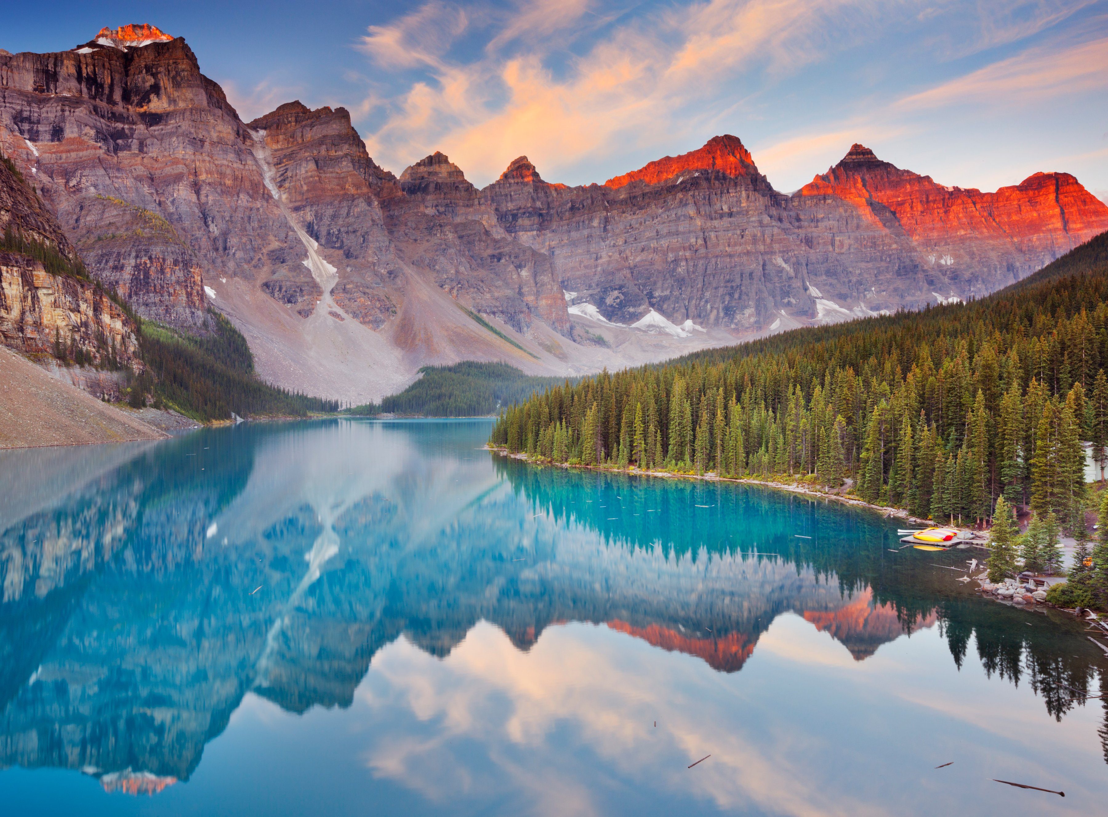 Papermoon Fotobehang Moraine Lake Sunrise