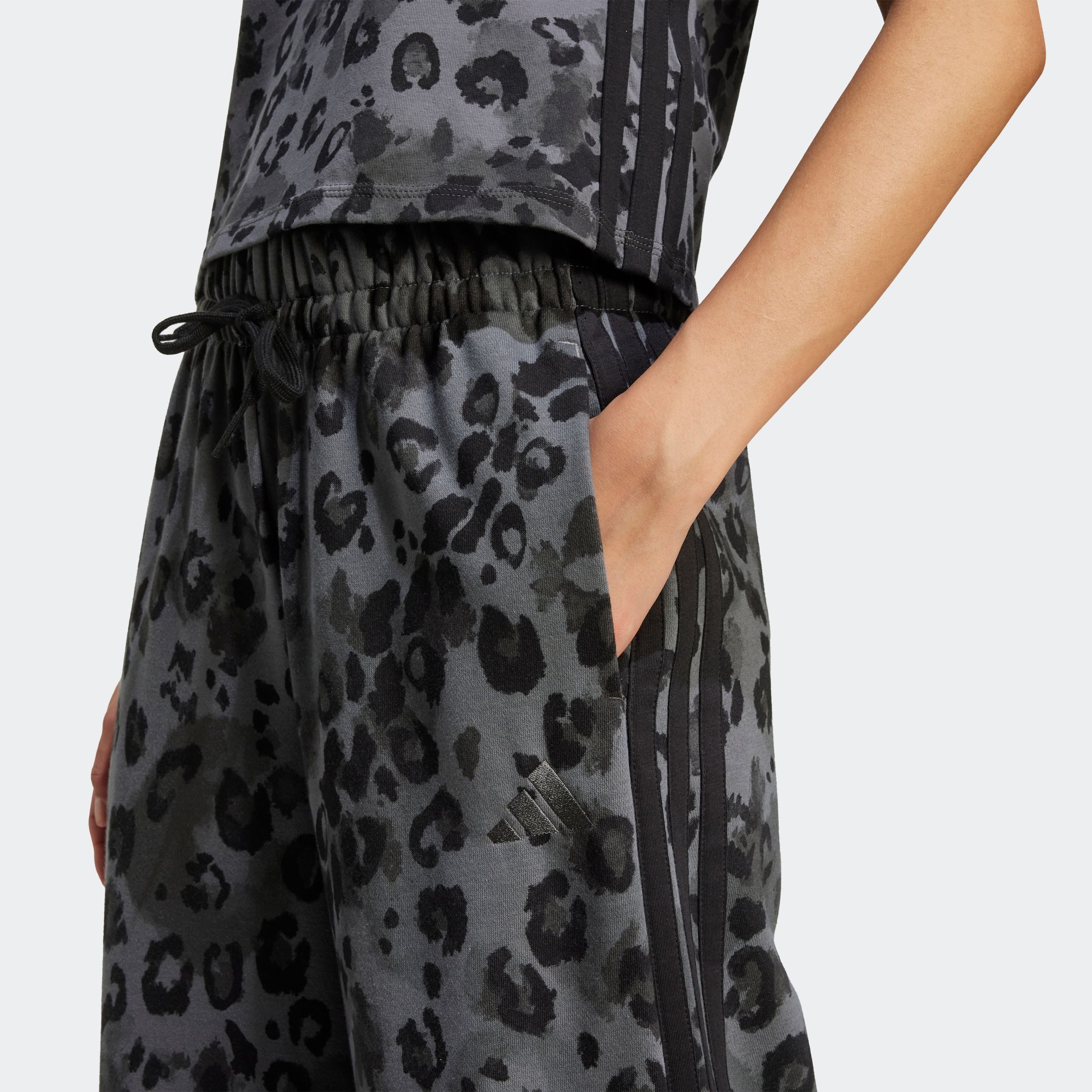 adidas Sportswear Sportbroek W AOP FT PT (1-delig)