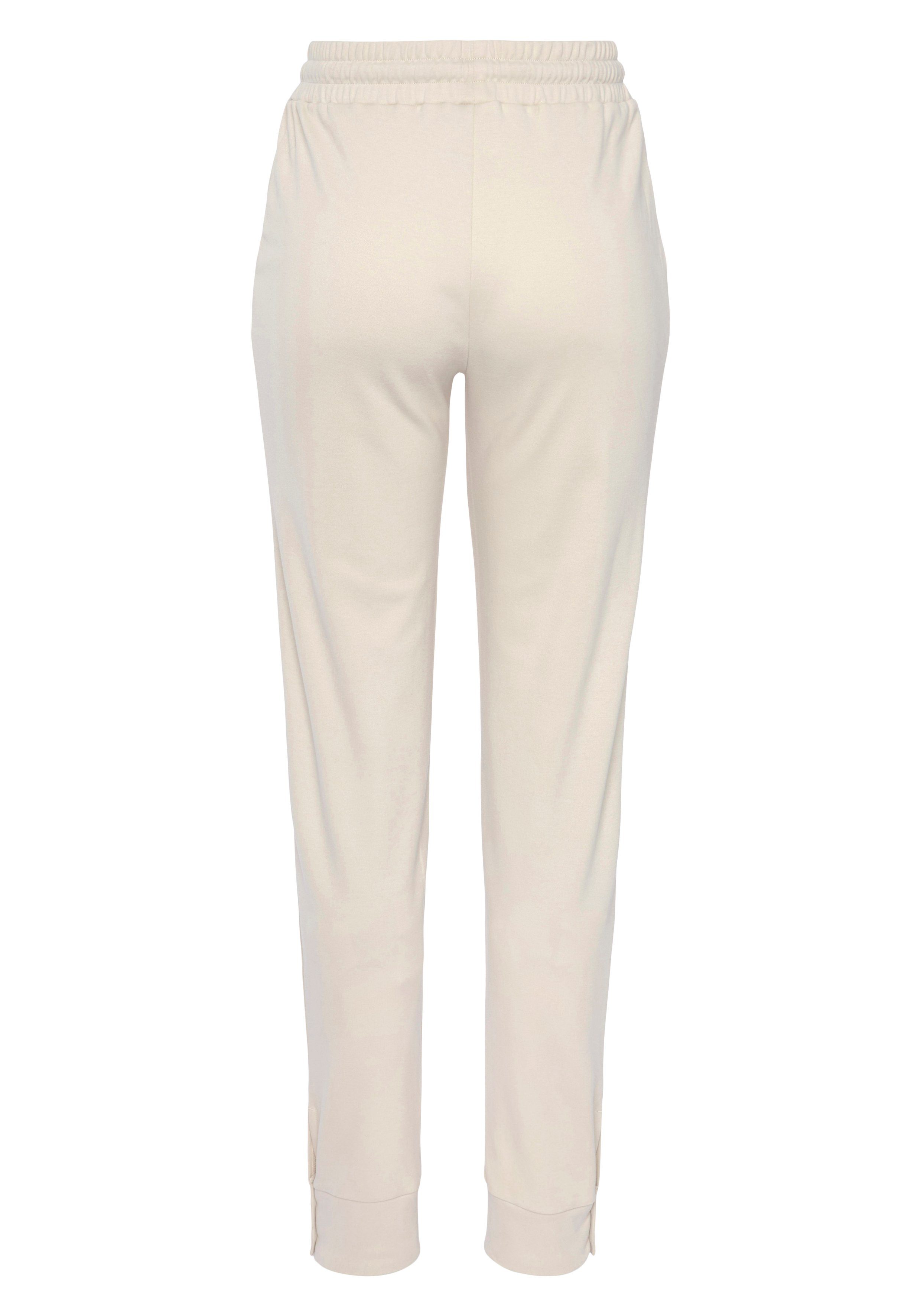 Lascana Sweatbroek -Loungebroek Loungebroek met knopen aan de broekspijp, loungewear