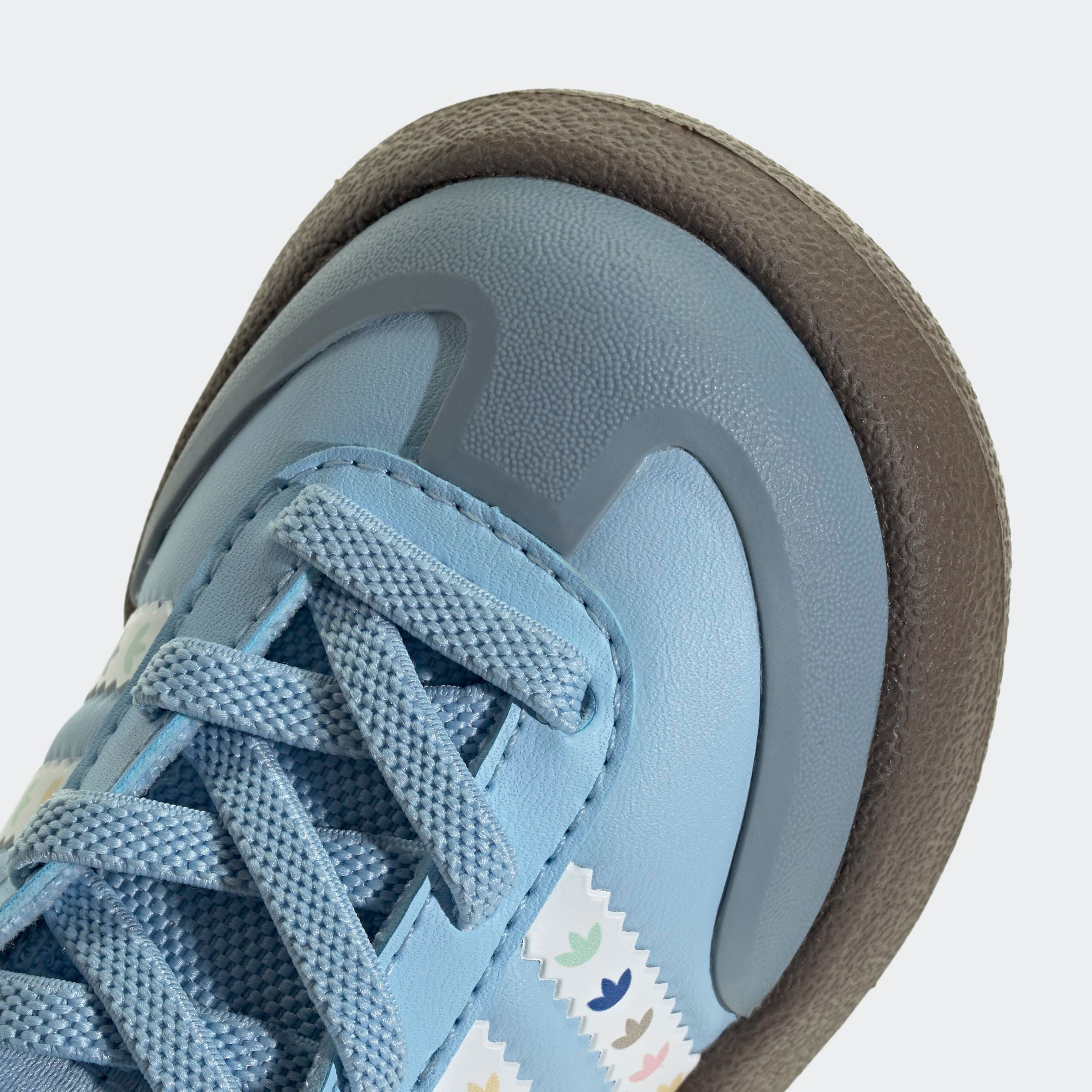 adidas Originals Sneakers